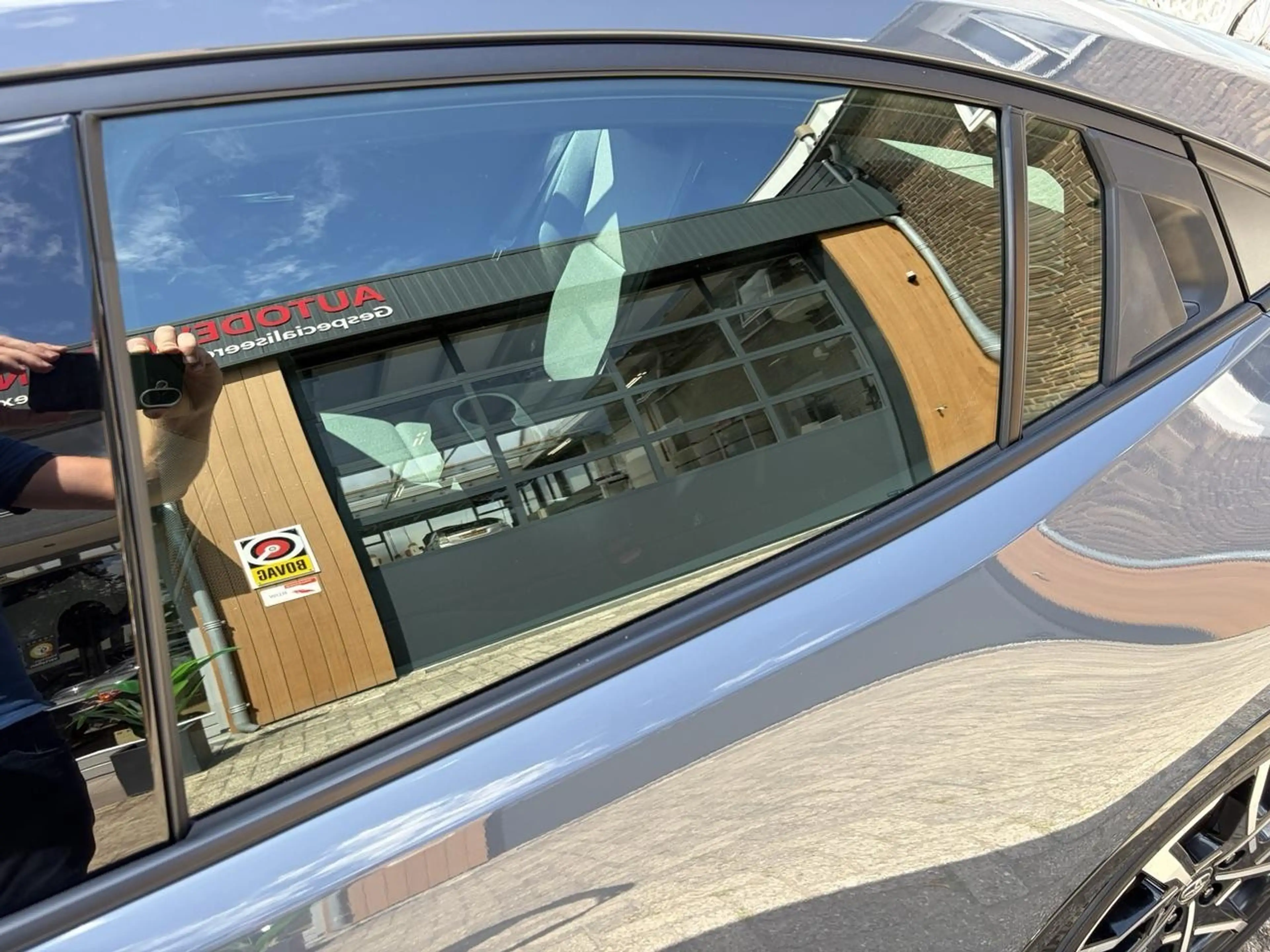 Toyota Prius 2.0 Plug-in Elegant A/T + FABRIEKSGARANTIE — photo 13