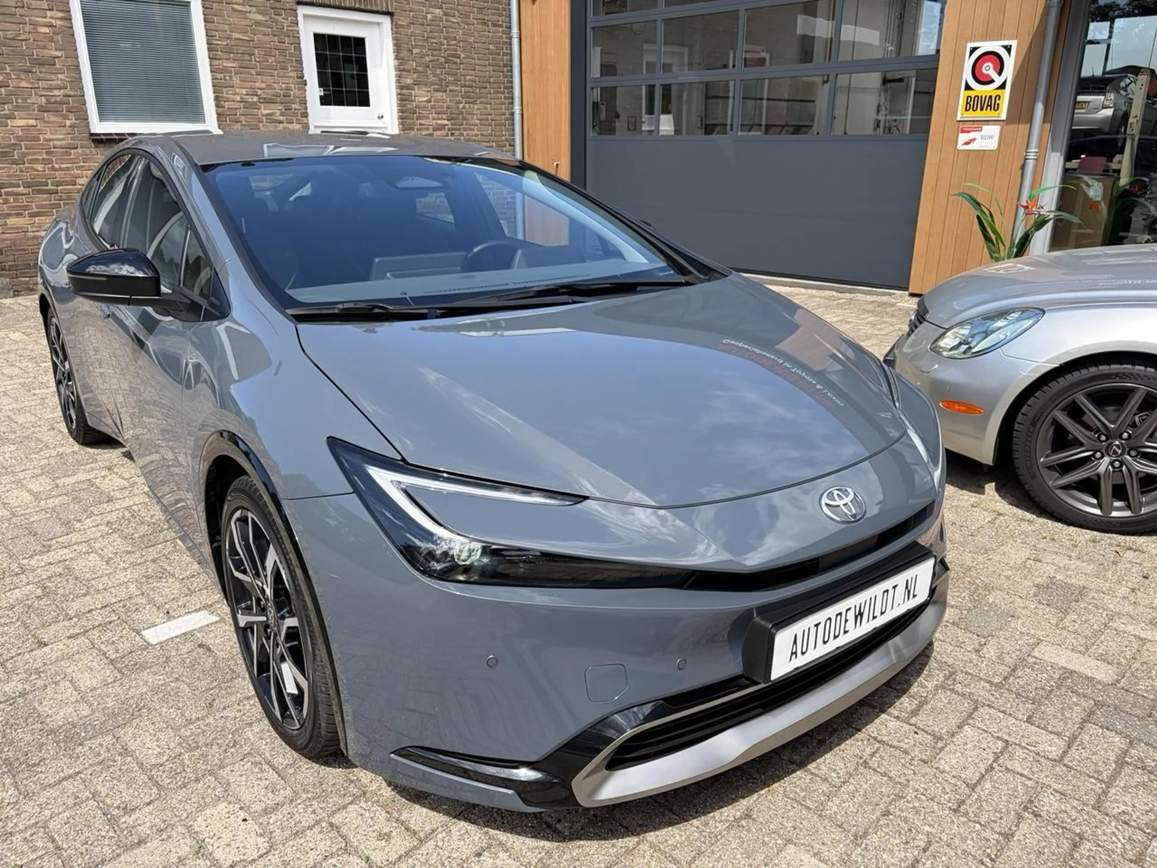 Toyota Prius 2.0 Plug-in Elegant A/T + FABRIEKSGARANTIE — photo 3