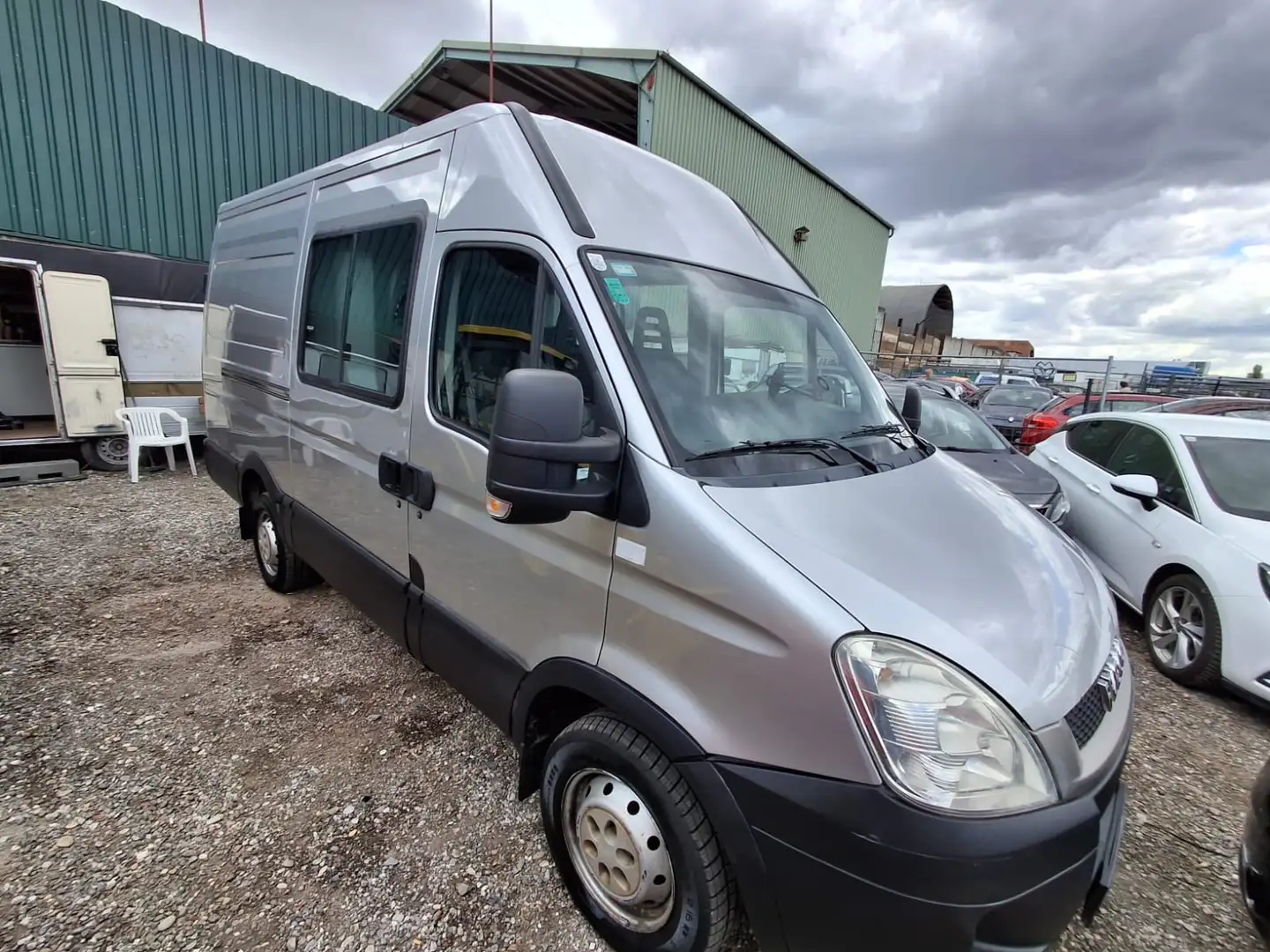 Iveco Daily 29 L 14 C 3000L 2,3 HPT Bj.2010 5-Sitz.Mit Pickerl Grau - 2