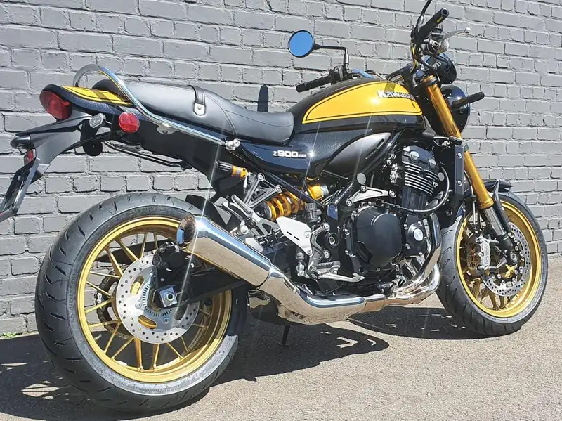 Kawasaki Z900RS - foto 7