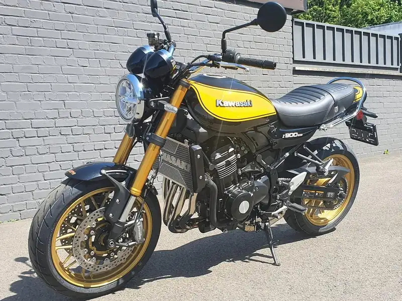 Kawasaki Z900RS - foto 5
