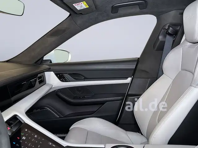 Porsche Taycan view 6