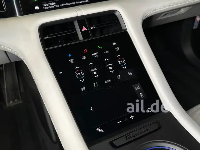 Porsche Taycan view 12
