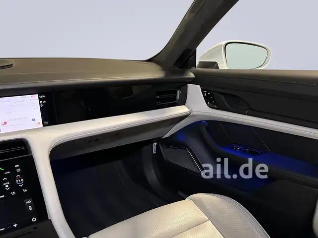 Porsche Taycan view 23