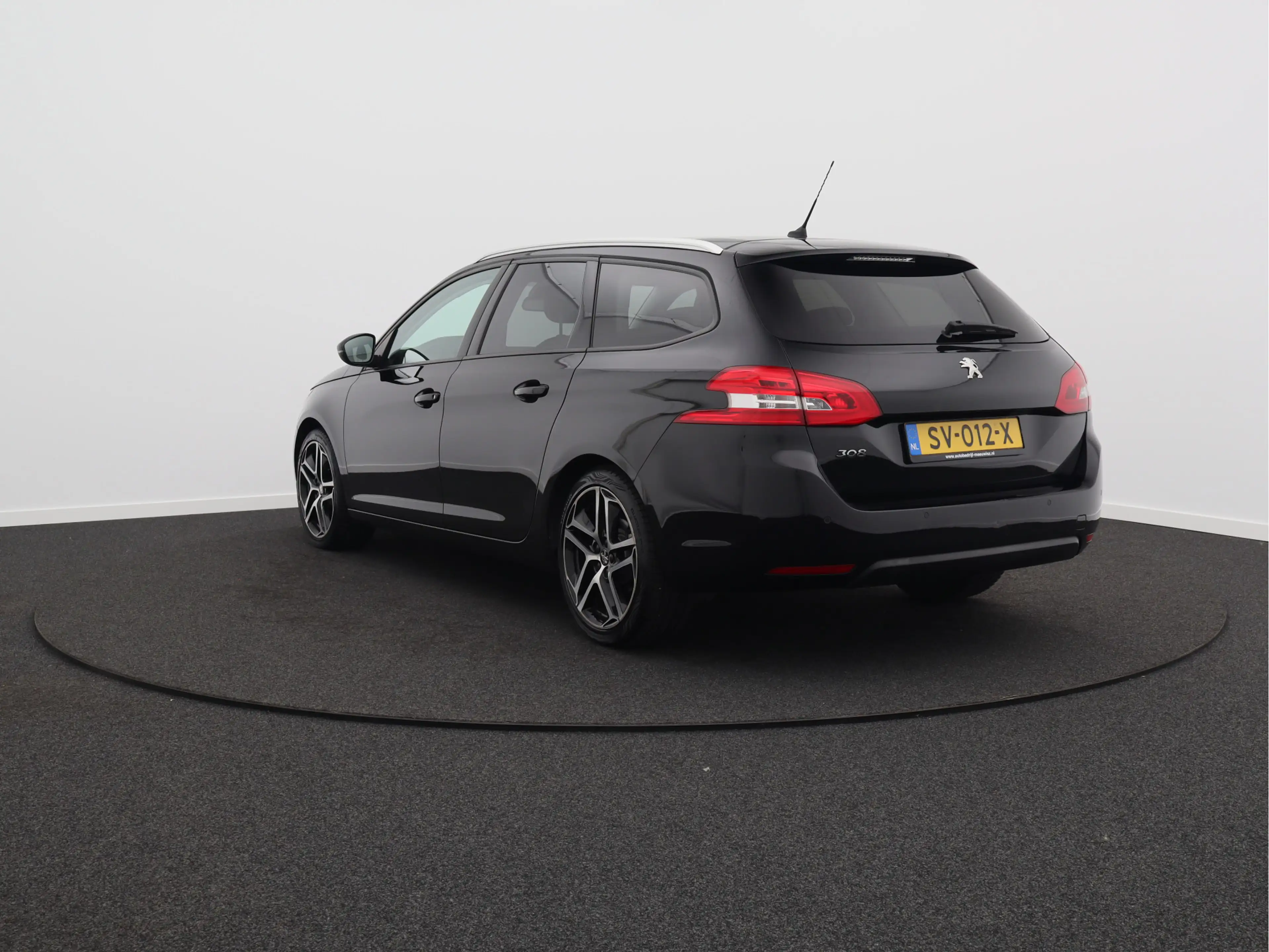 Peugeot 308 SW 1.2 PureTech Blue Lease Executive/nette auto! — photo 14