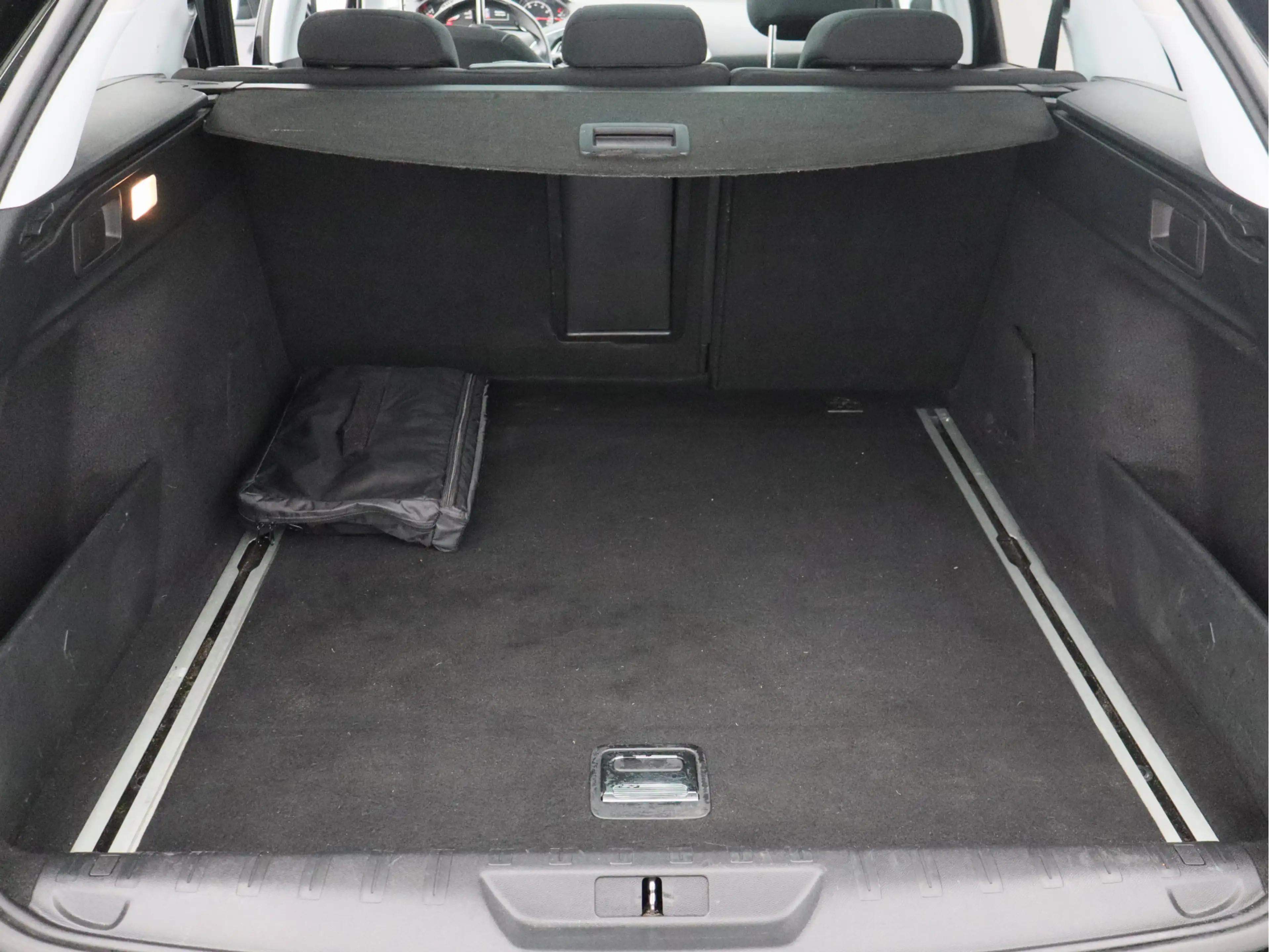 Peugeot 308 SW 1.2 PureTech Blue Lease Executive/nette auto! — photo 15