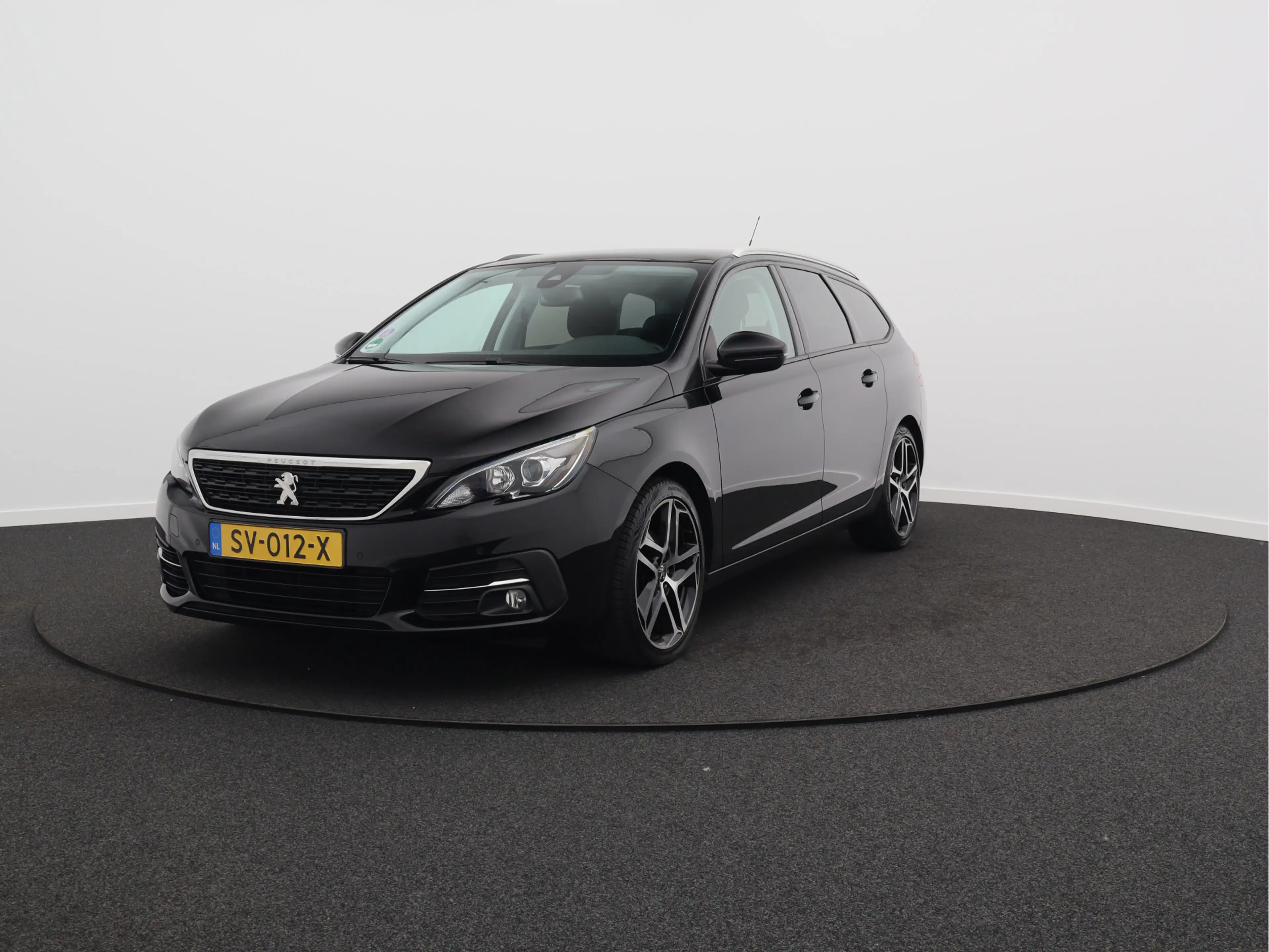 Peugeot 308 SW 1.2 PureTech Blue Lease Executive/nette auto! — photo 5