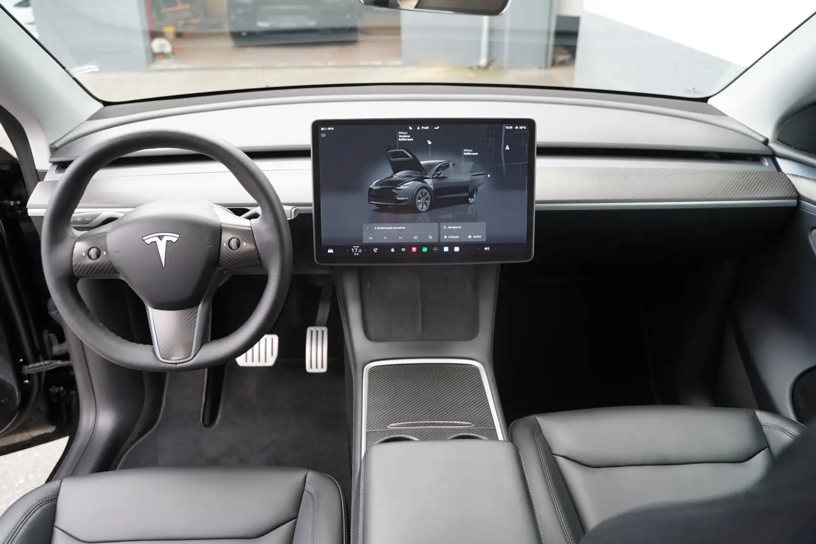 Tesla Model Y Performance *Matrix-LED* Schwarz - 2