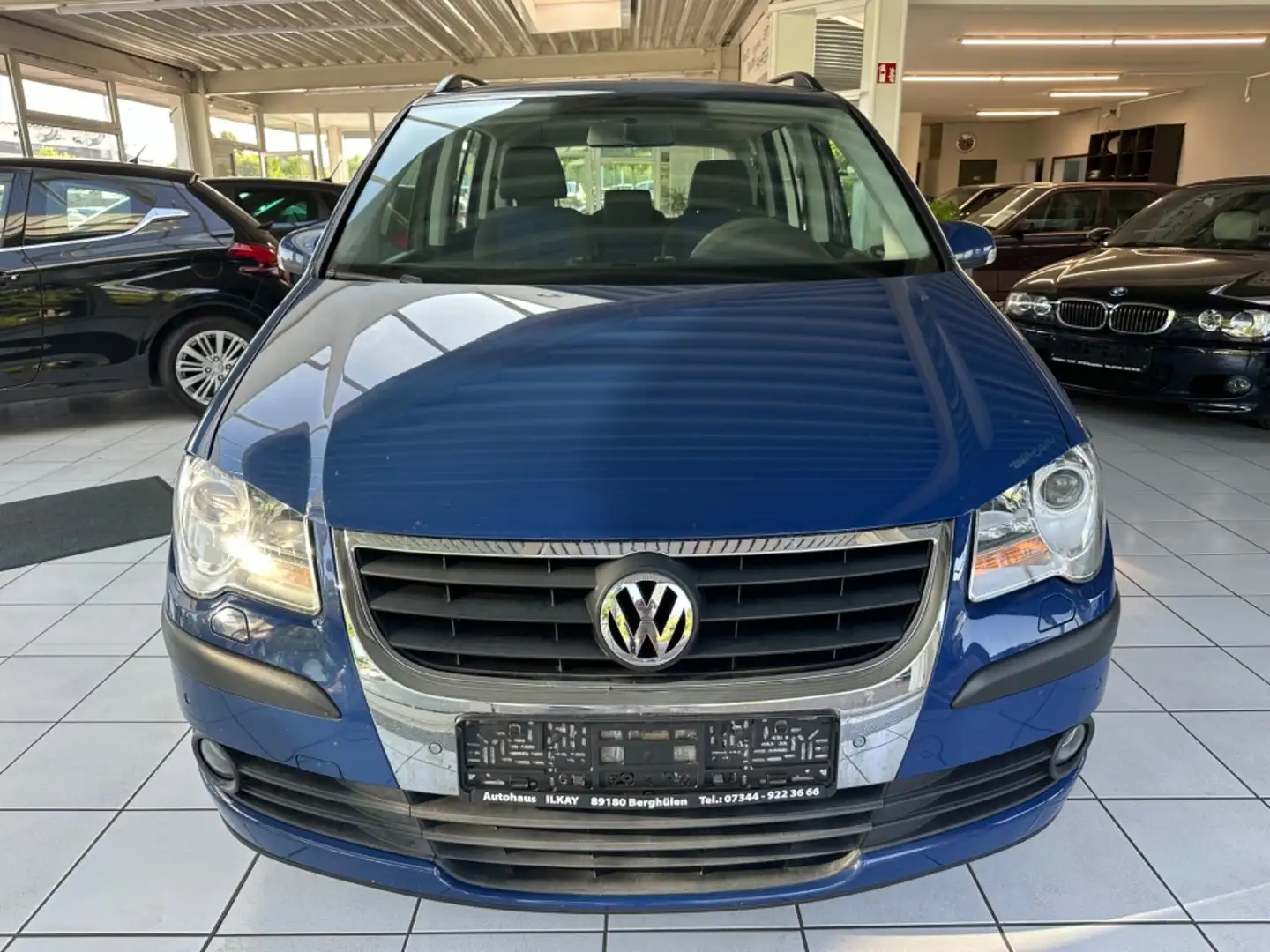 Volkswagen Touran Conceptline Blue - 2