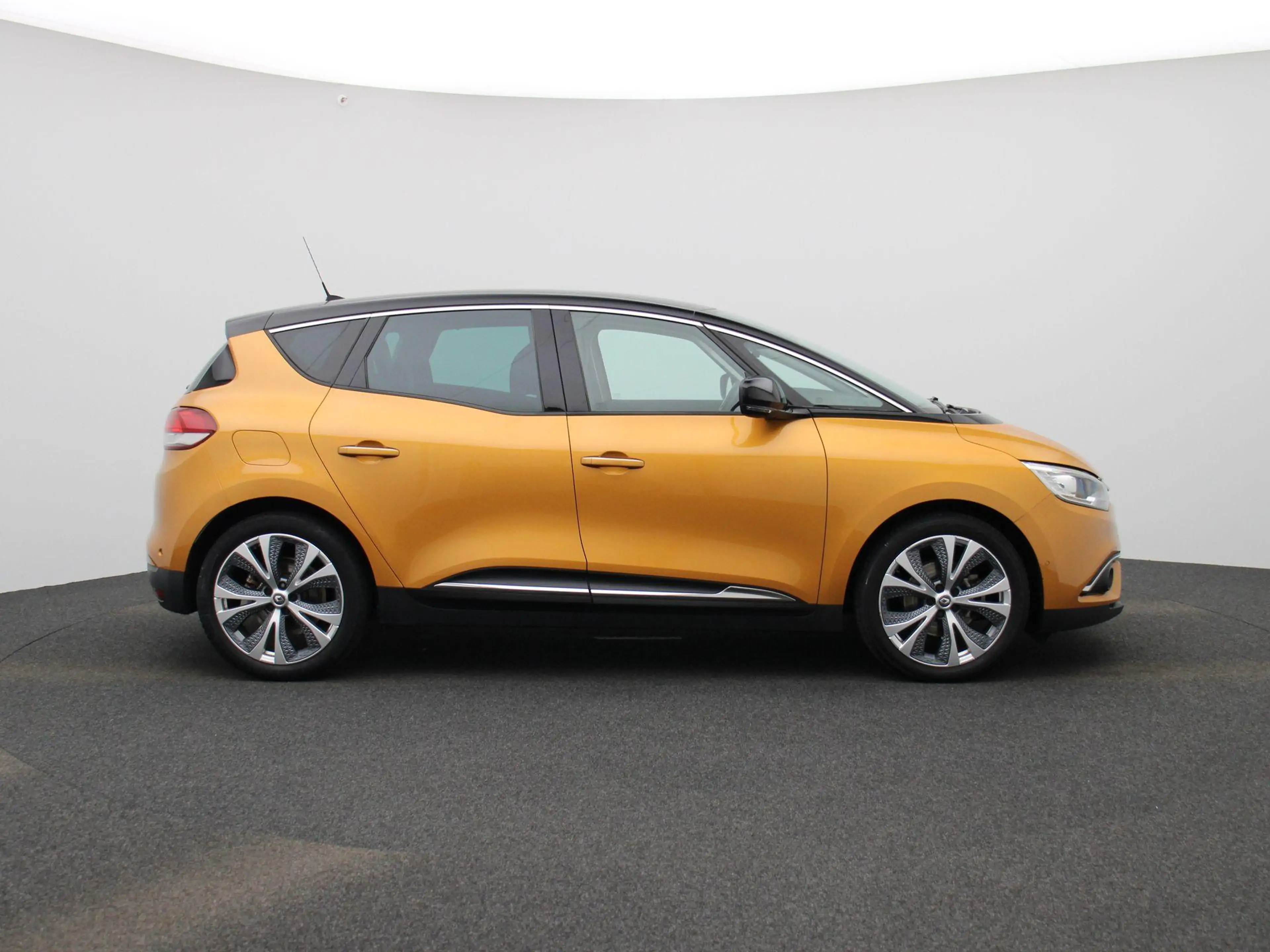 Renault Scenic 1.2 TCe Intens | Airconditioning | Cruise Control — photo 6