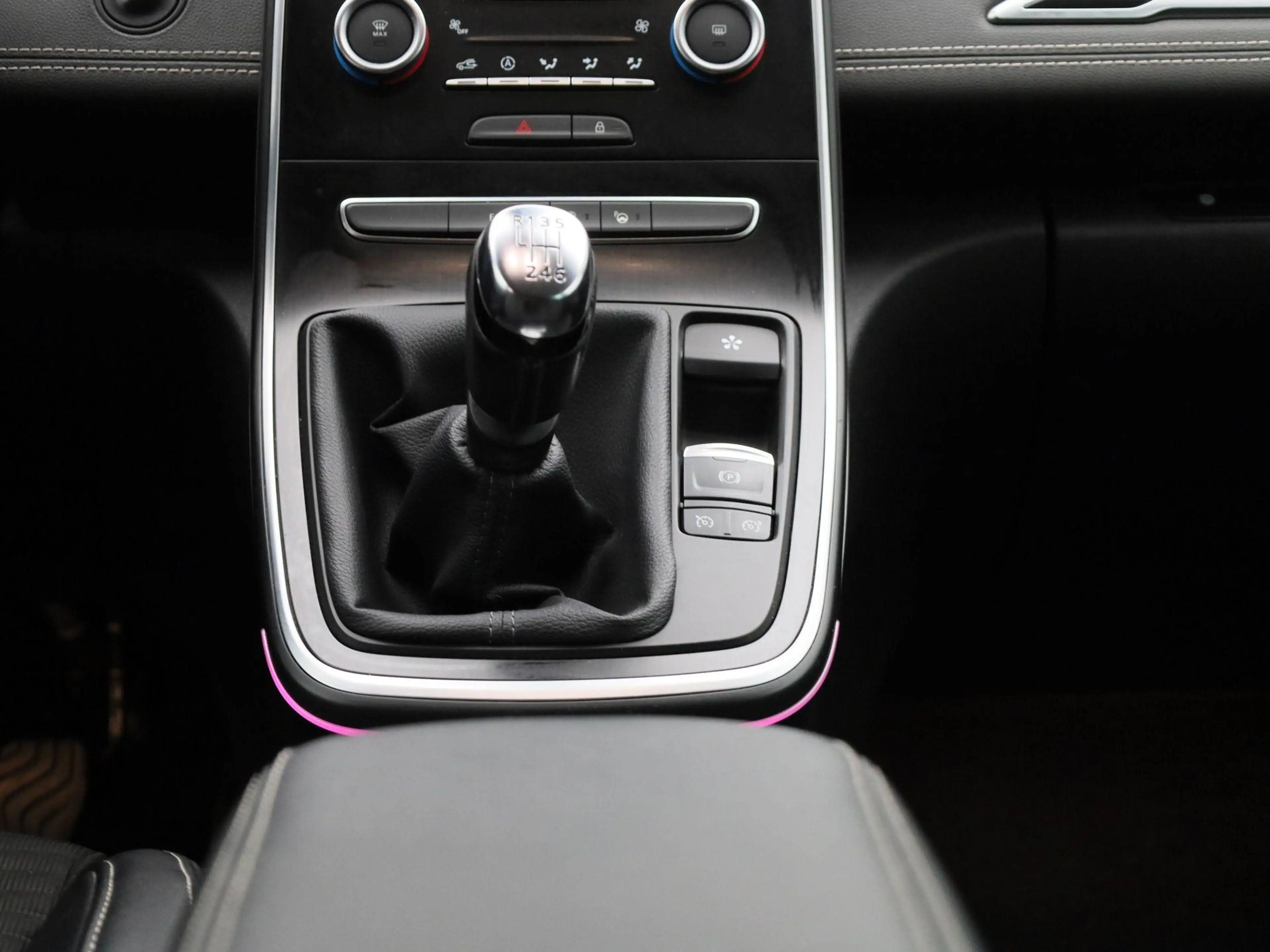 Renault Scenic 1.2 TCe Intens | Airconditioning | Cruise Control — photo 10