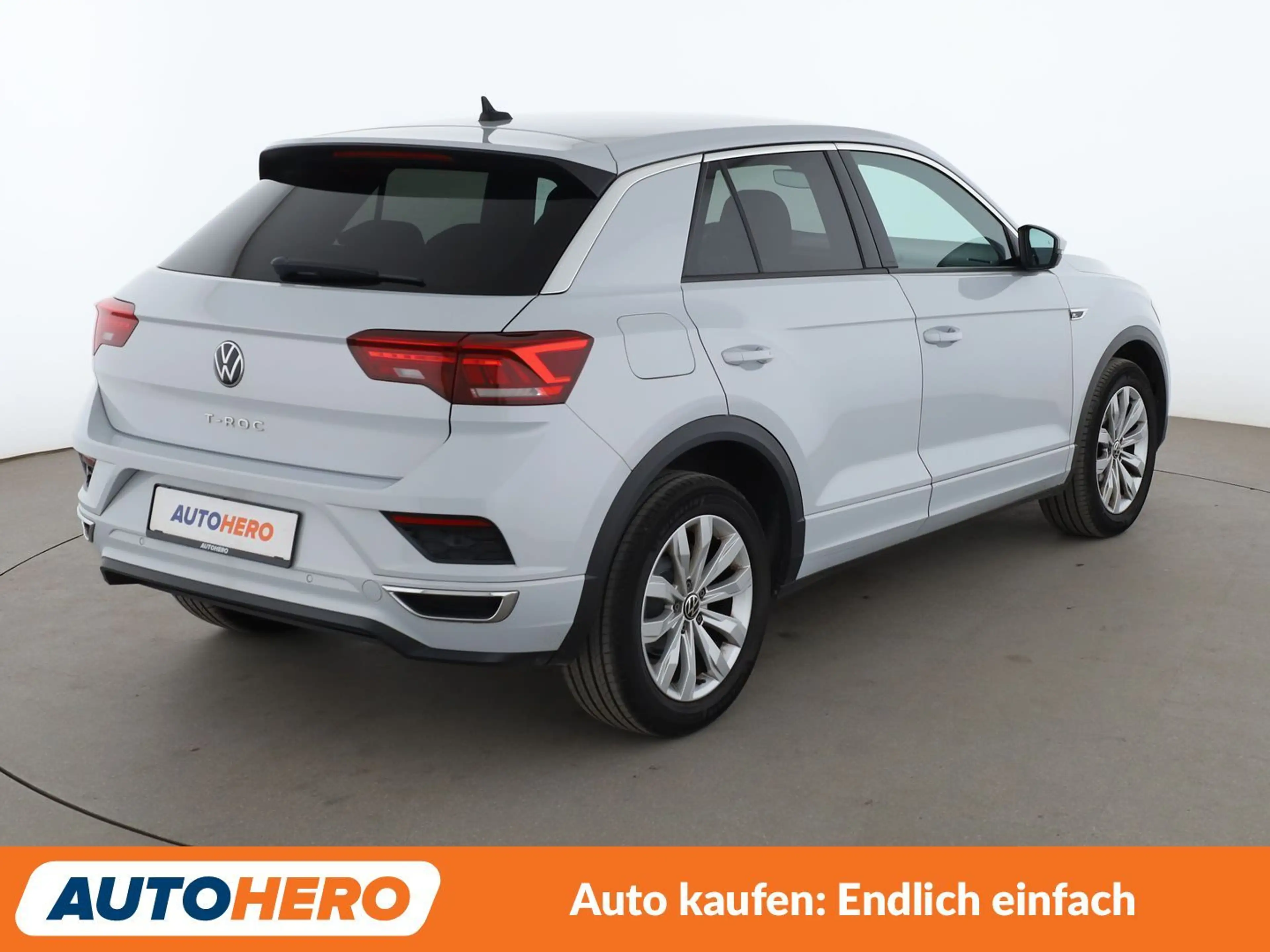 Volkswagen T-Roc 1.5 TSI ACT Sport Aut.*NAVI*PDC*SHZ* — photo 6