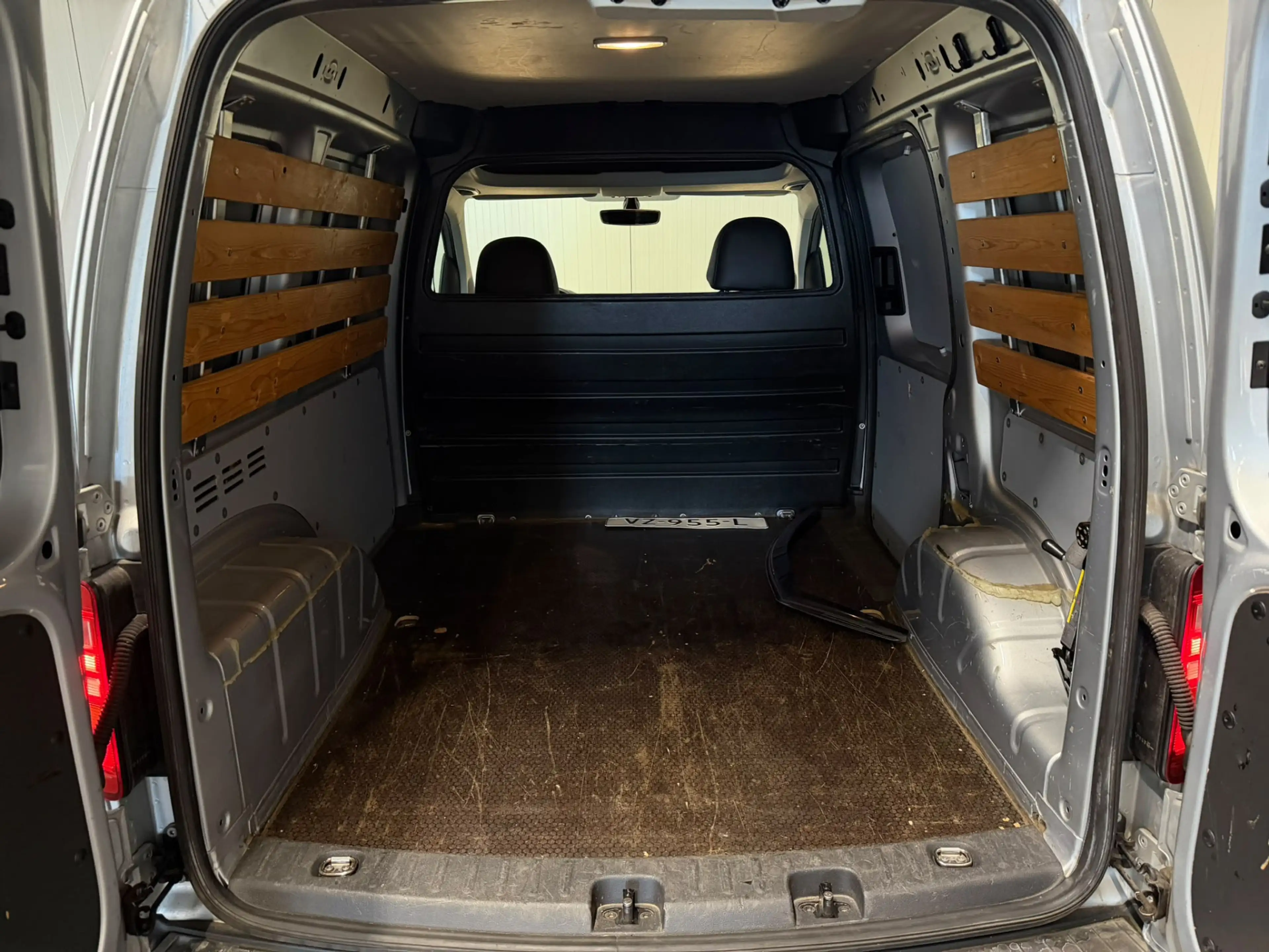 Volkswagen Caddy 1.6 TDI L1H1 Comfortline Marge Navi Airco Cruise T — photo 11