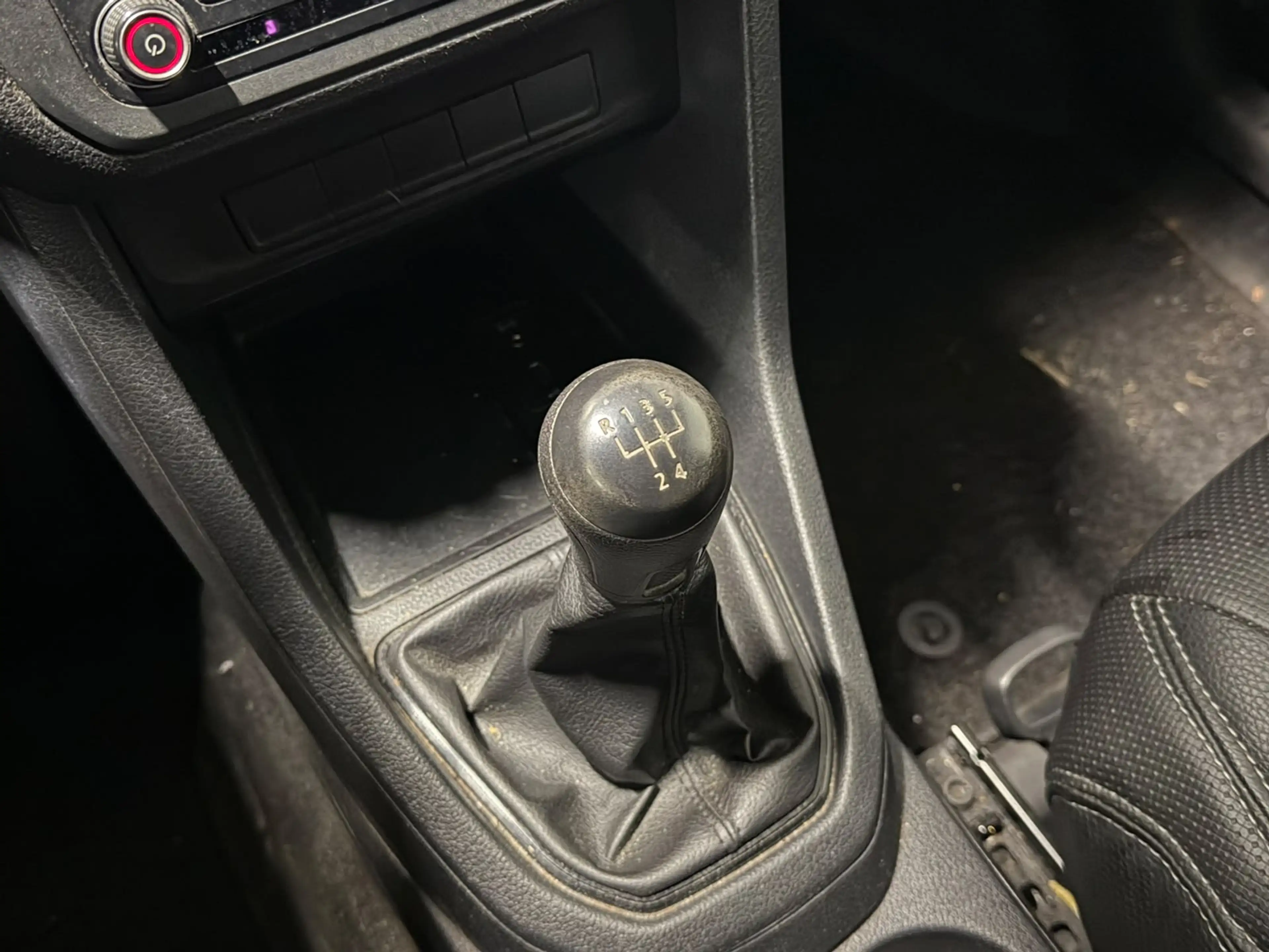 Volkswagen Caddy 1.6 TDI L1H1 Comfortline Marge Navi Airco Cruise T — photo 18