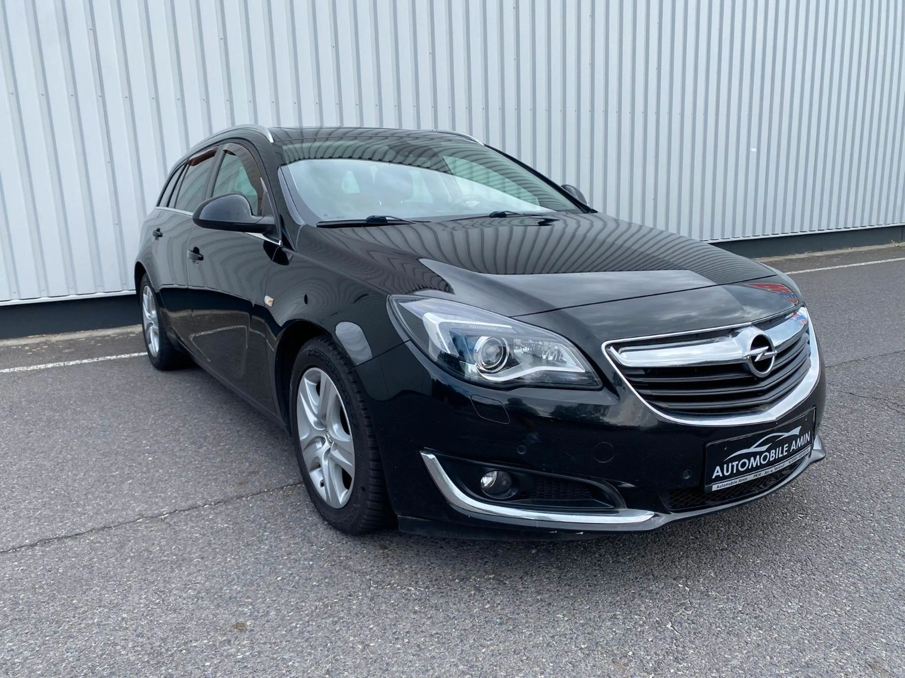 Opel Insignia Sports Tourer Business Edition — photo 3