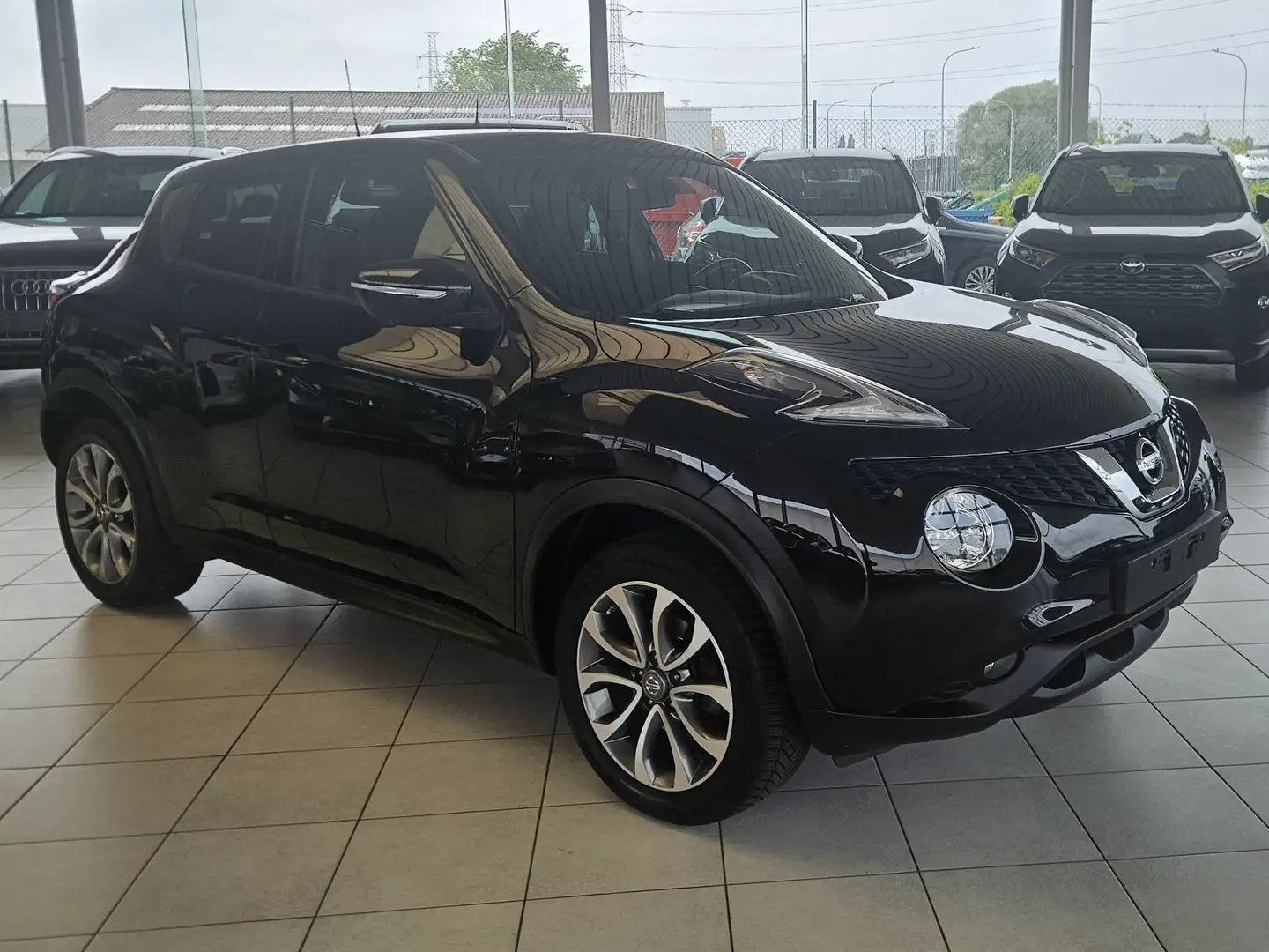 Nissan Juke 1.2I Benzine 85Kw Euro 6B Année 2014, 89.000Km Noir - 1