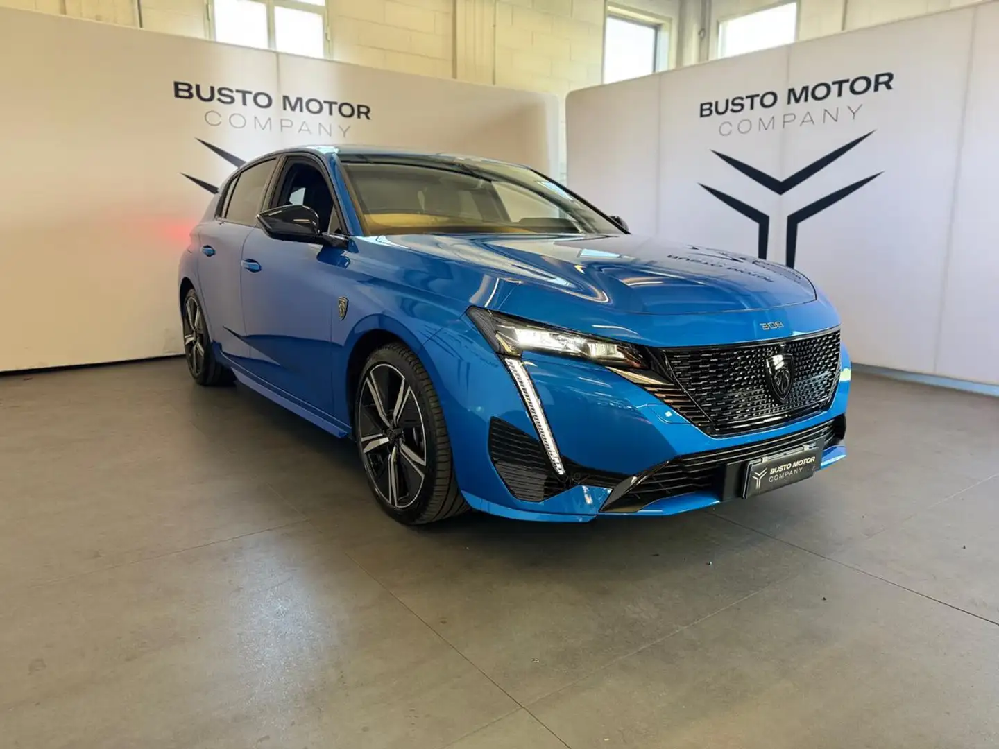Peugeot 308 Plug-in Hybrid 225 e-EAT8 GT Blu/Azzurro - 1