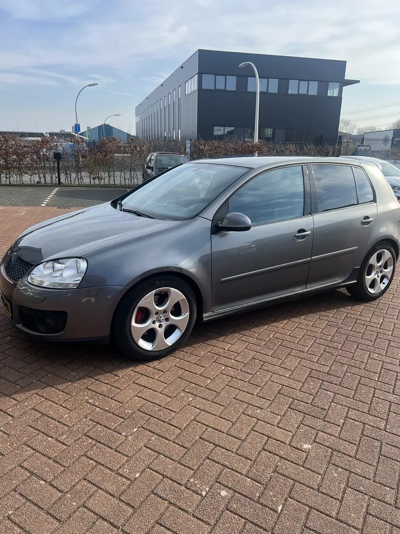 Volkswagen Golf 2.0 TFSI GTI Grey - 2