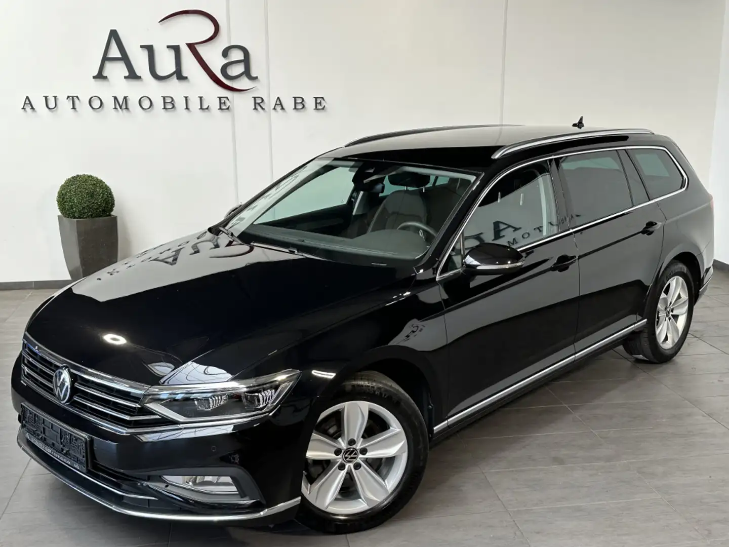 Volkswagen Passat Variant 2.0 TDI DSG Elegance NAV+LED+AHK Black - 1