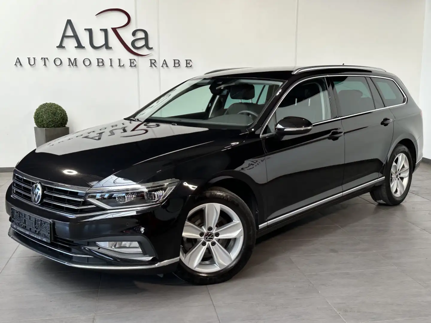 Volkswagen Passat Variant 2.0 TDI DSG Elegance NAV+LED+AHK Black - 2