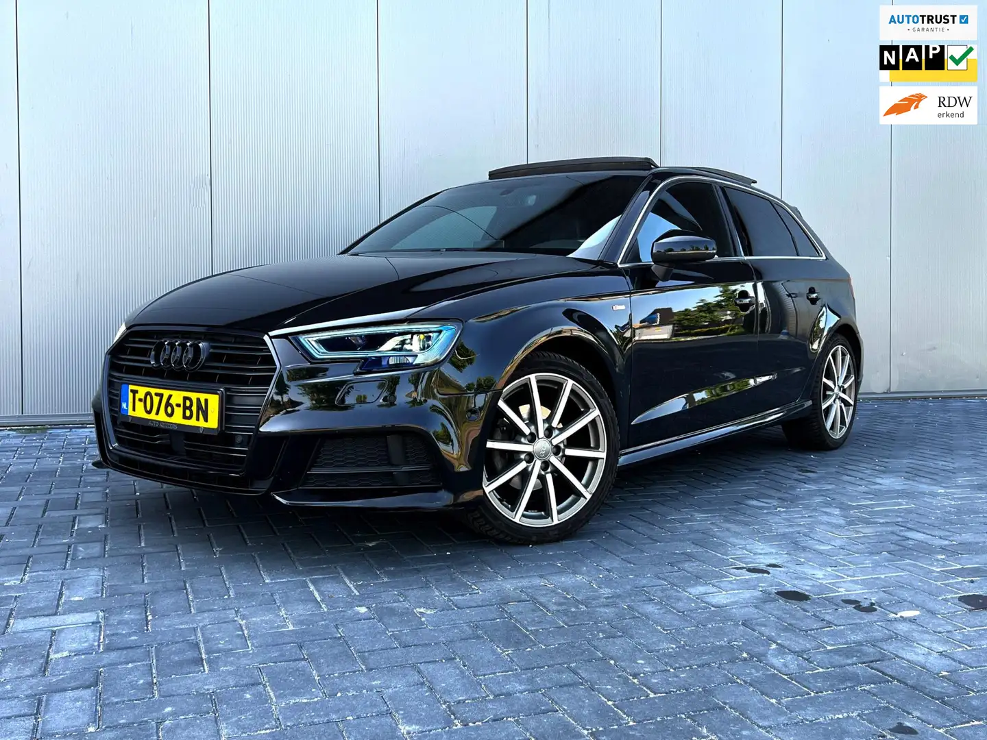 Audi A3 SPORTBACK 35 TFSI CoD Sport S Line Edition Camera_ Noir - 1