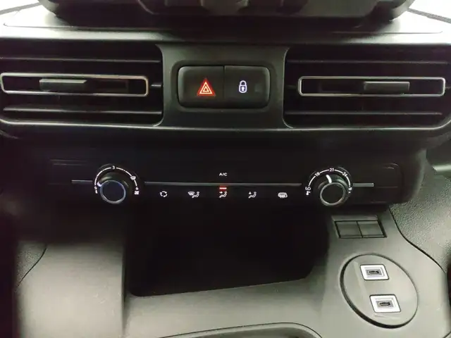 Citroen Berlingo view 20