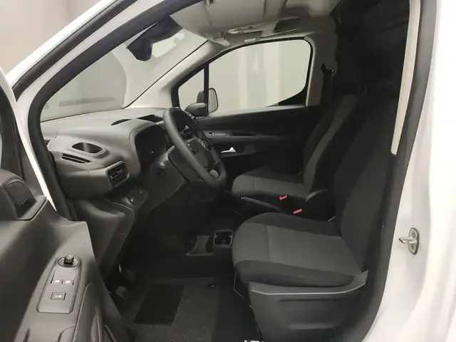 Citroen Berlingo view 23