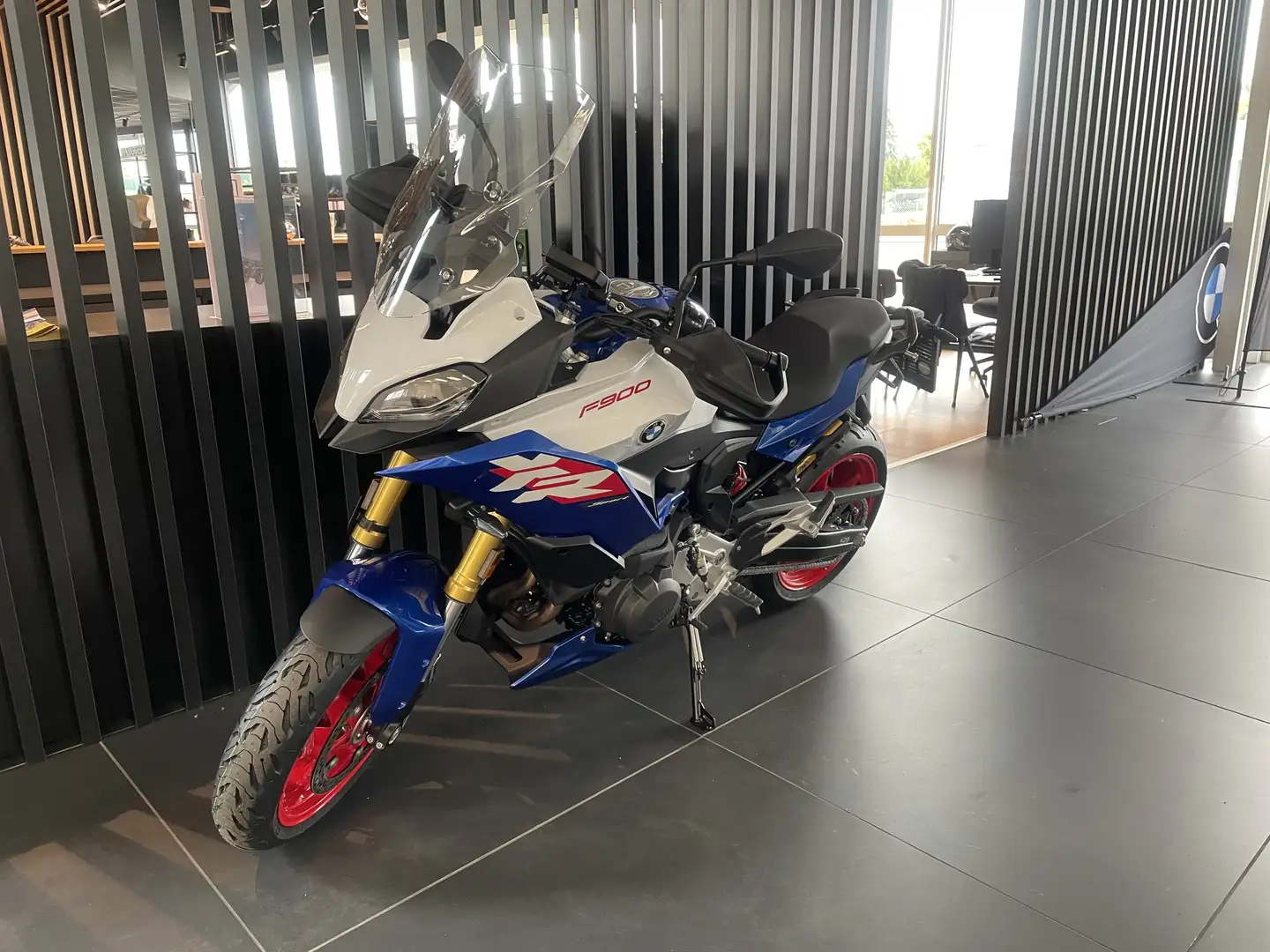 BMW F 900 XR Azul - 1