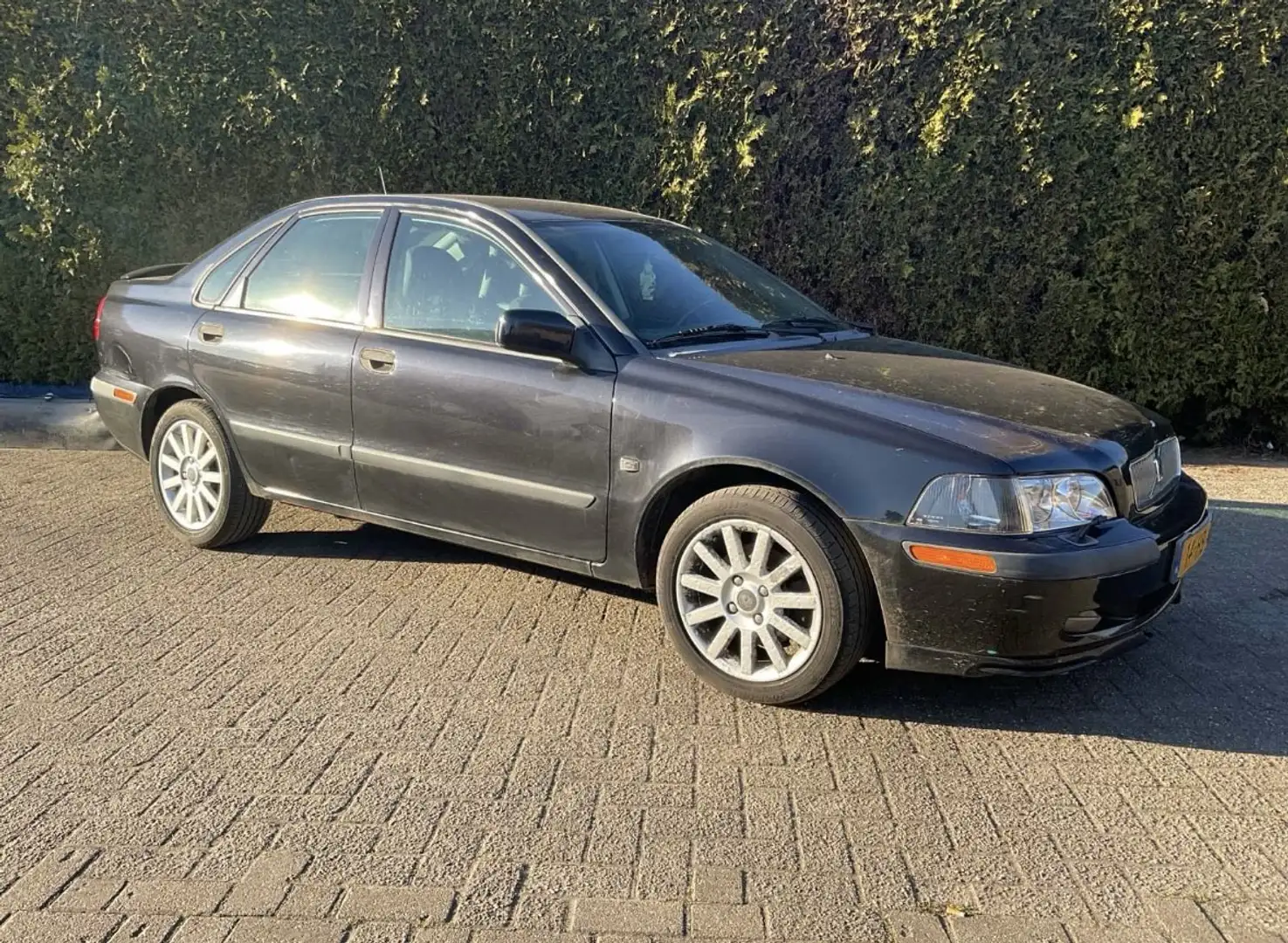 Volvo S40 1.8 Europa Zwart - 1