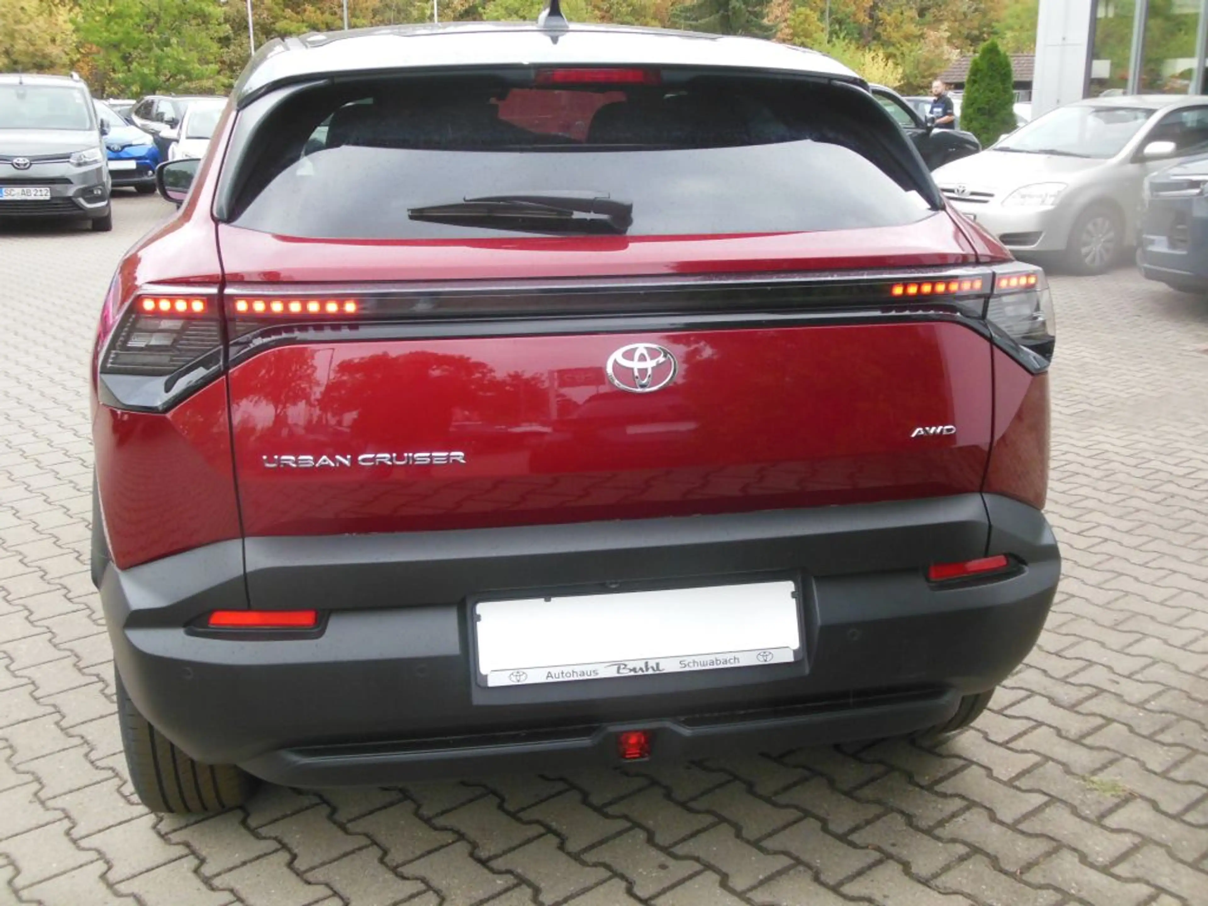 Toyota Urban Cruiser 61kWh AWD Lounge* Allrad *förderfähig* sofort Verf — photo 4