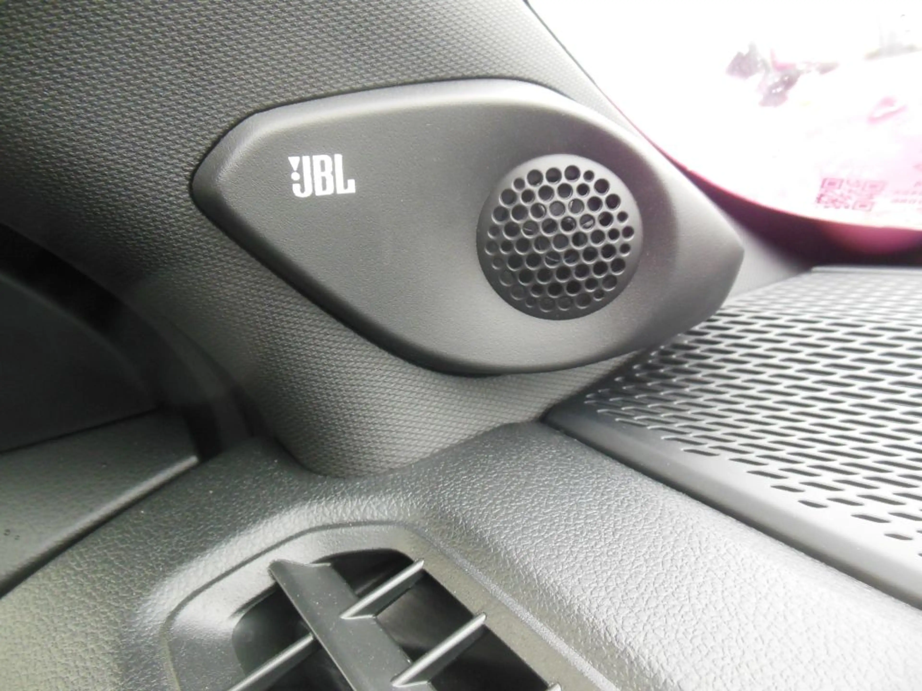 Toyota Urban Cruiser 61kWh AWD Lounge* Allrad *förderfähig* sofort Verf — photo 12