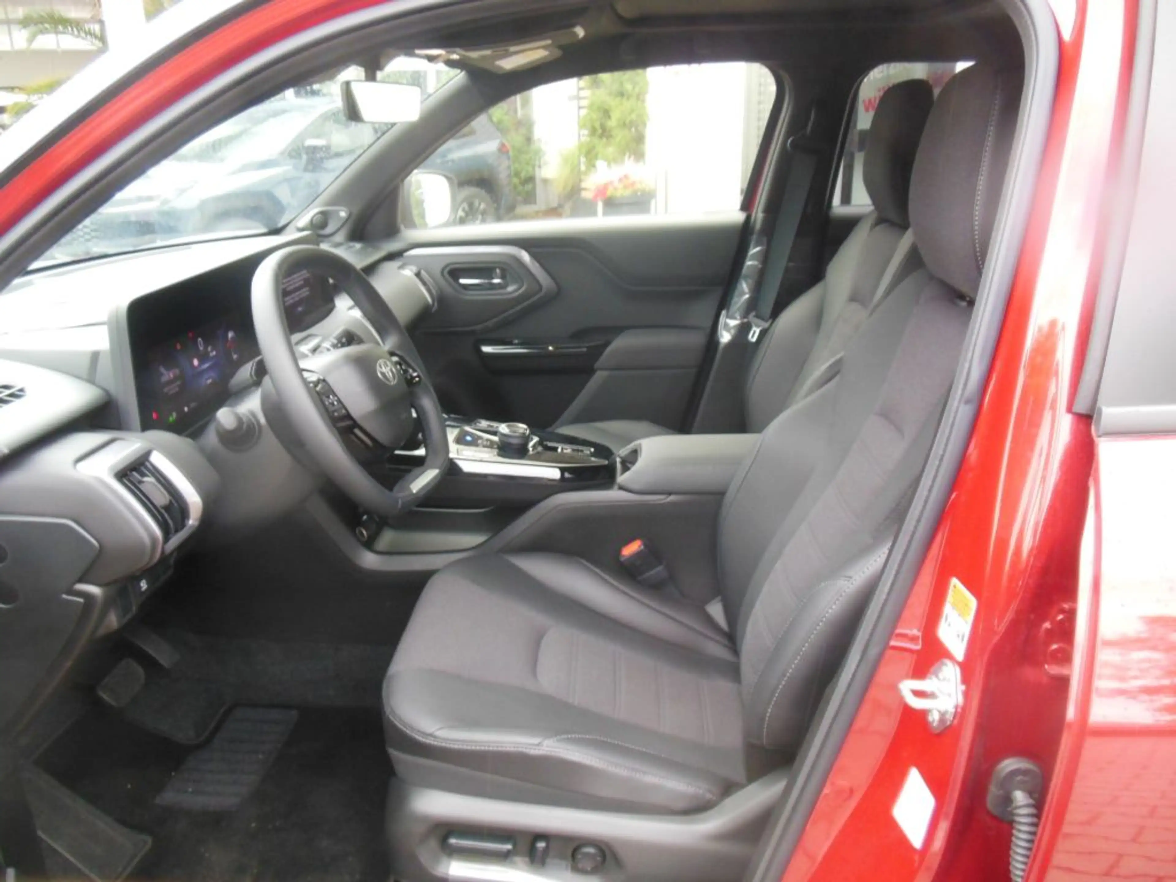 Toyota Urban Cruiser 61kWh AWD Lounge* Allrad *förderfähig* sofort Verf — photo 7