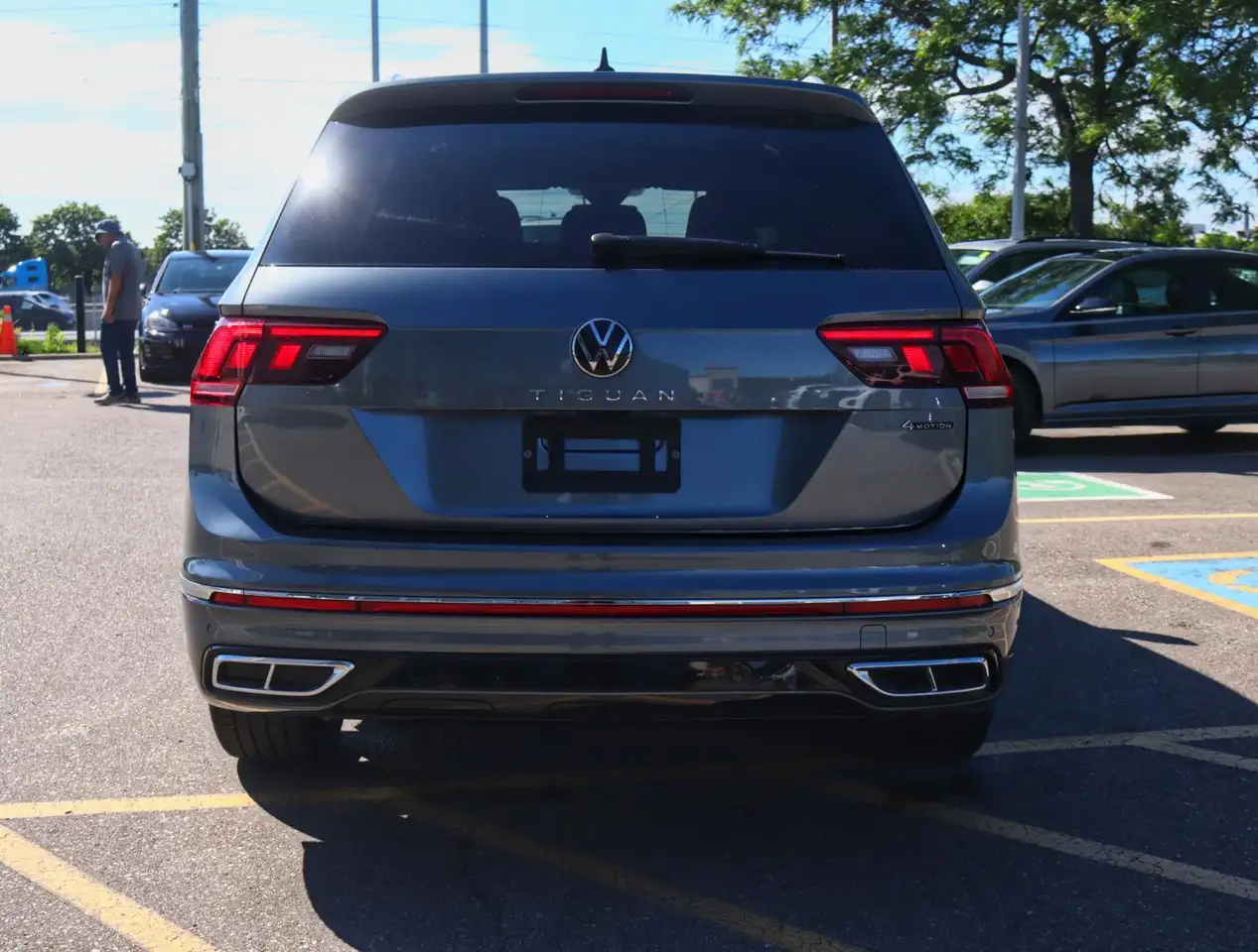 Volkswagen Tiguan снимка Volkswagen Tiguan