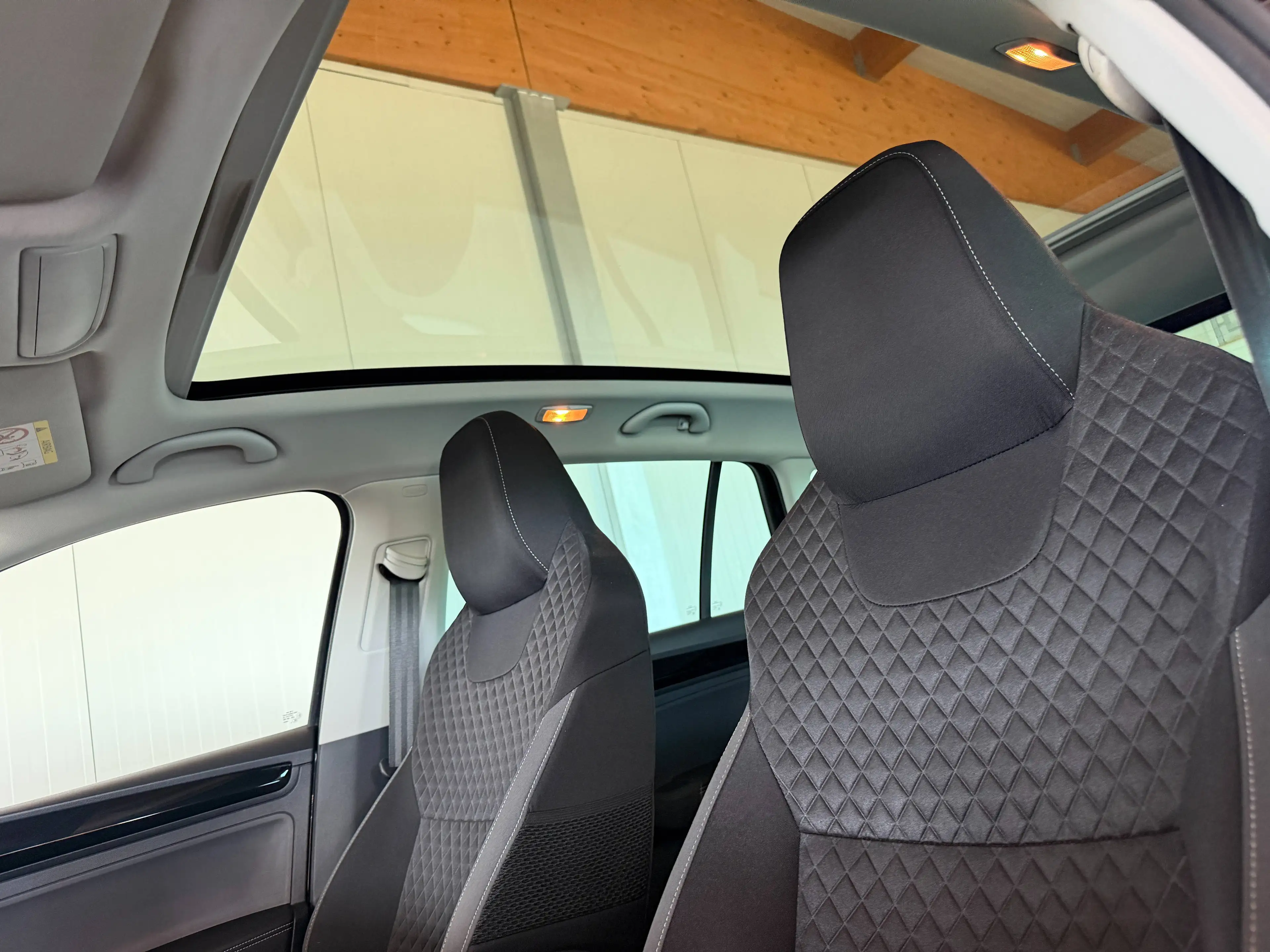 Skoda Rapid/Spaceback Sport TSI — photo 9