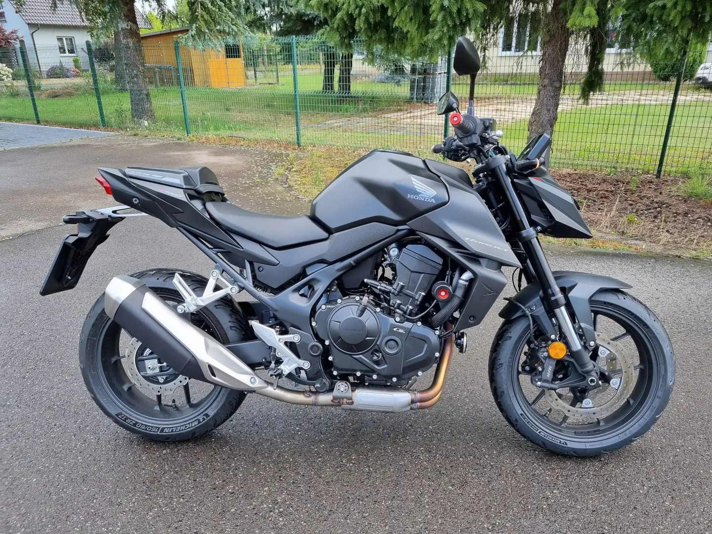 Honda CB 750 Hornet ABS Mit 998€ Style-Paket Noir - 1