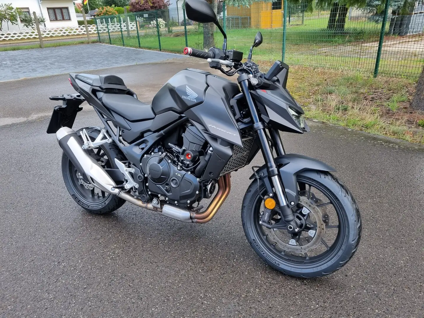 Honda CB 750 Hornet ABS Mit 998€ Style-Paket Noir - 2