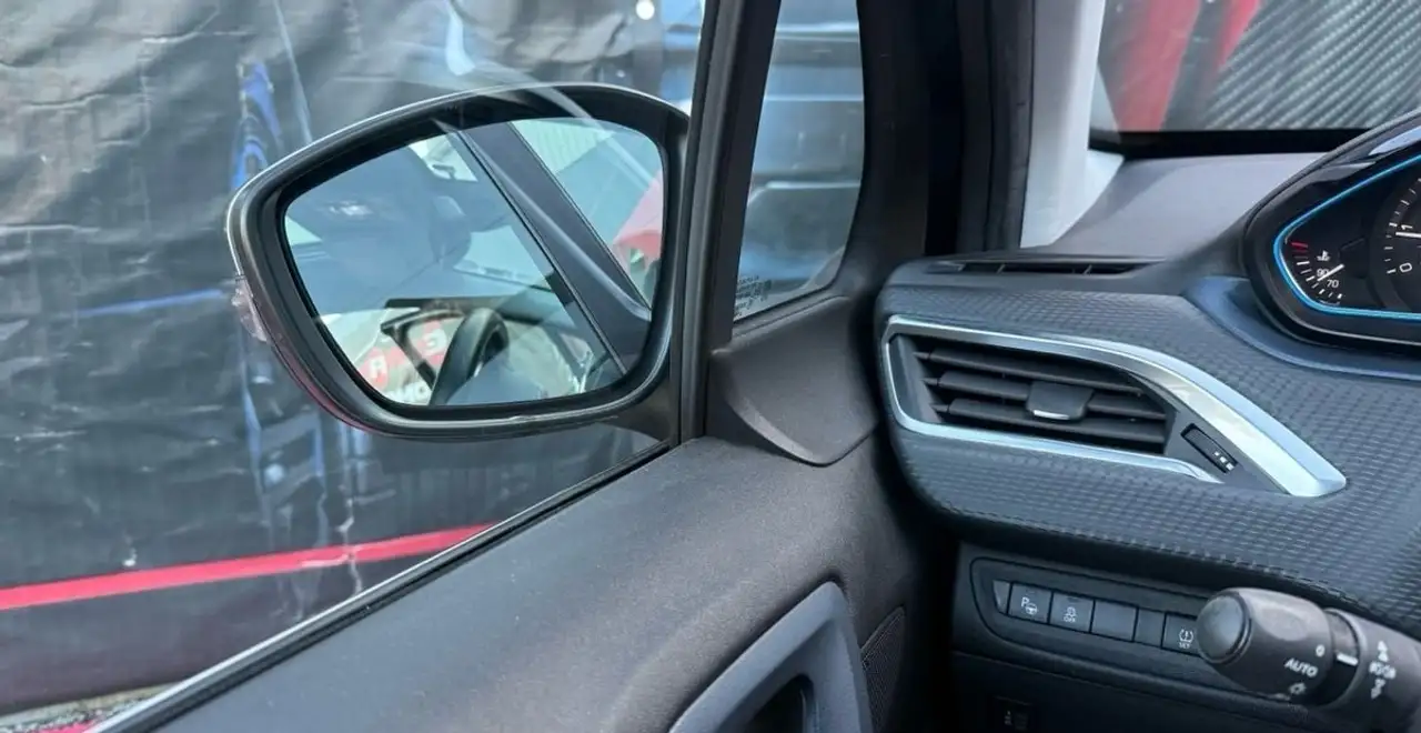 Peugeot 2008 2008 — photo 18