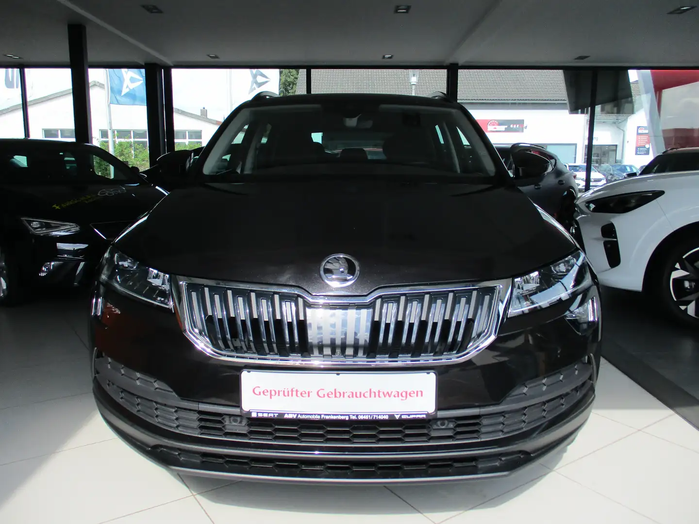 Skoda Karoq 1.5 TSI ACT DSG Style Schwarz - 2