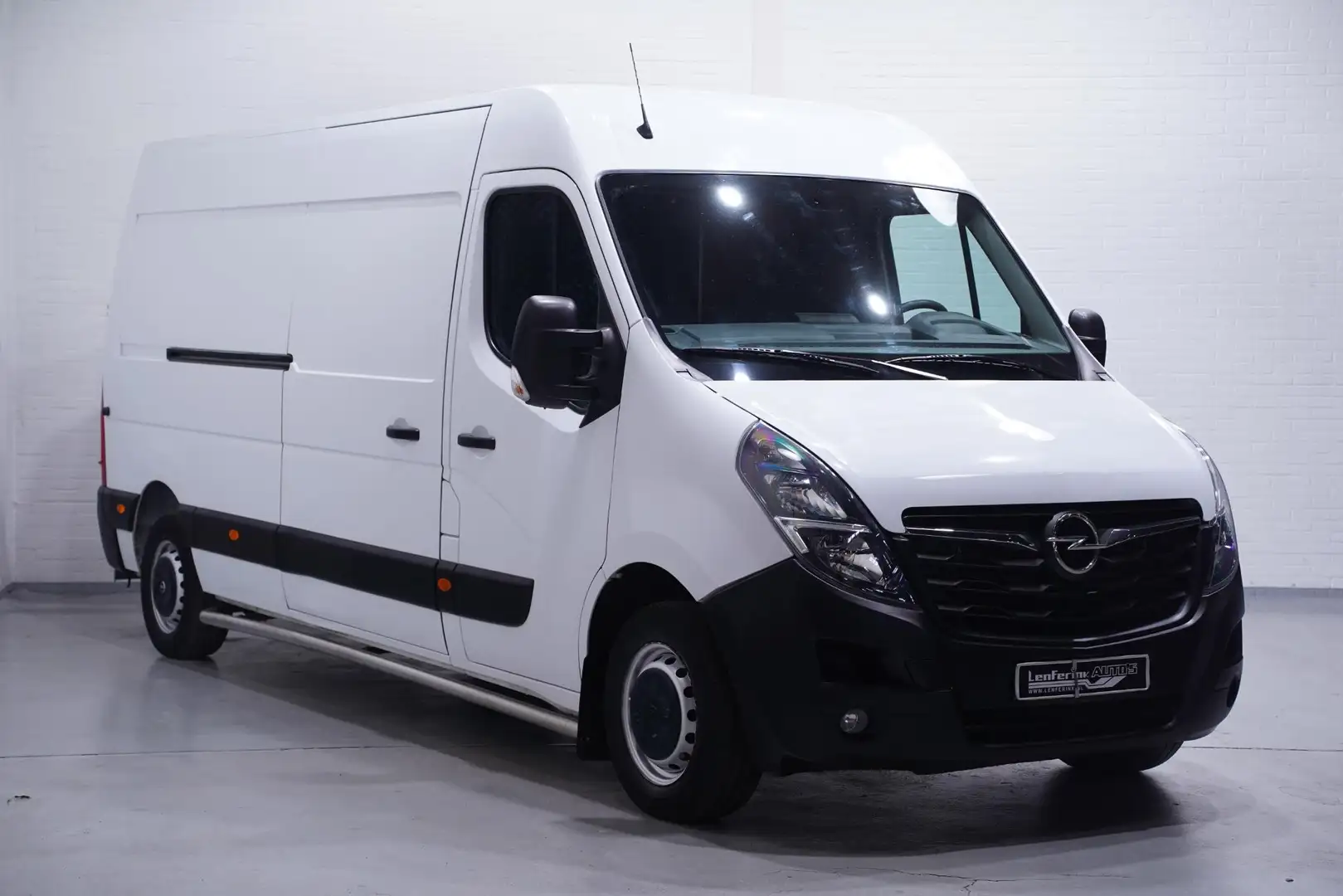 Opel Movano 2.3 Turbo 150 pk L3H2 Navi, Camera, Post Edition A Wit - 2
