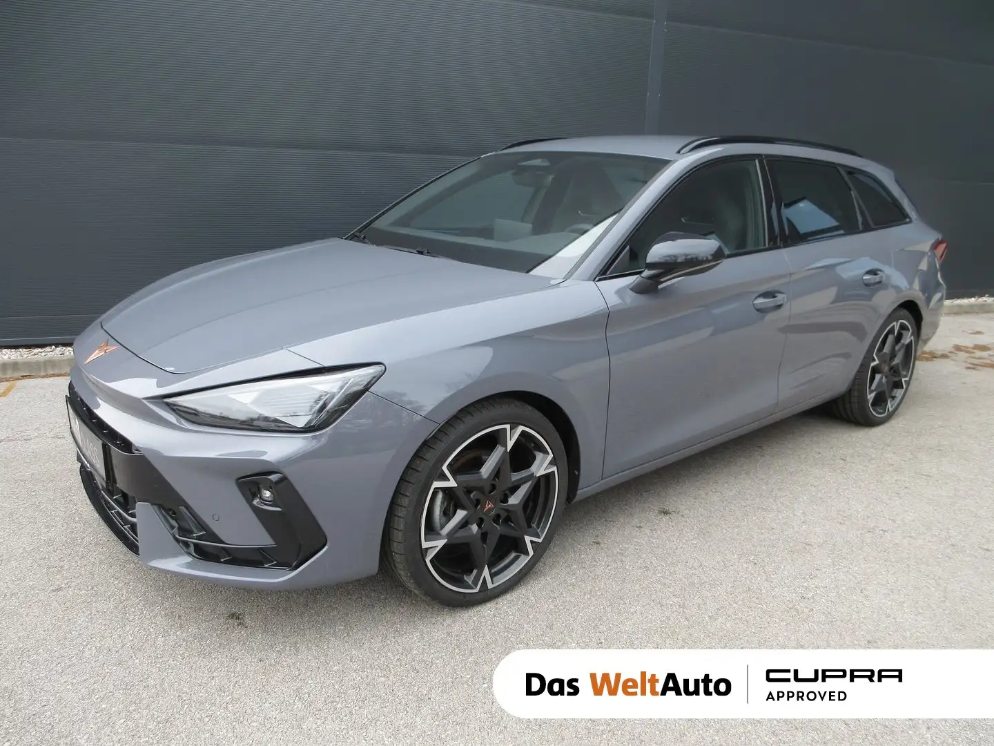 CUPRA Leon 1.5 eTSI DSG Grau - 1