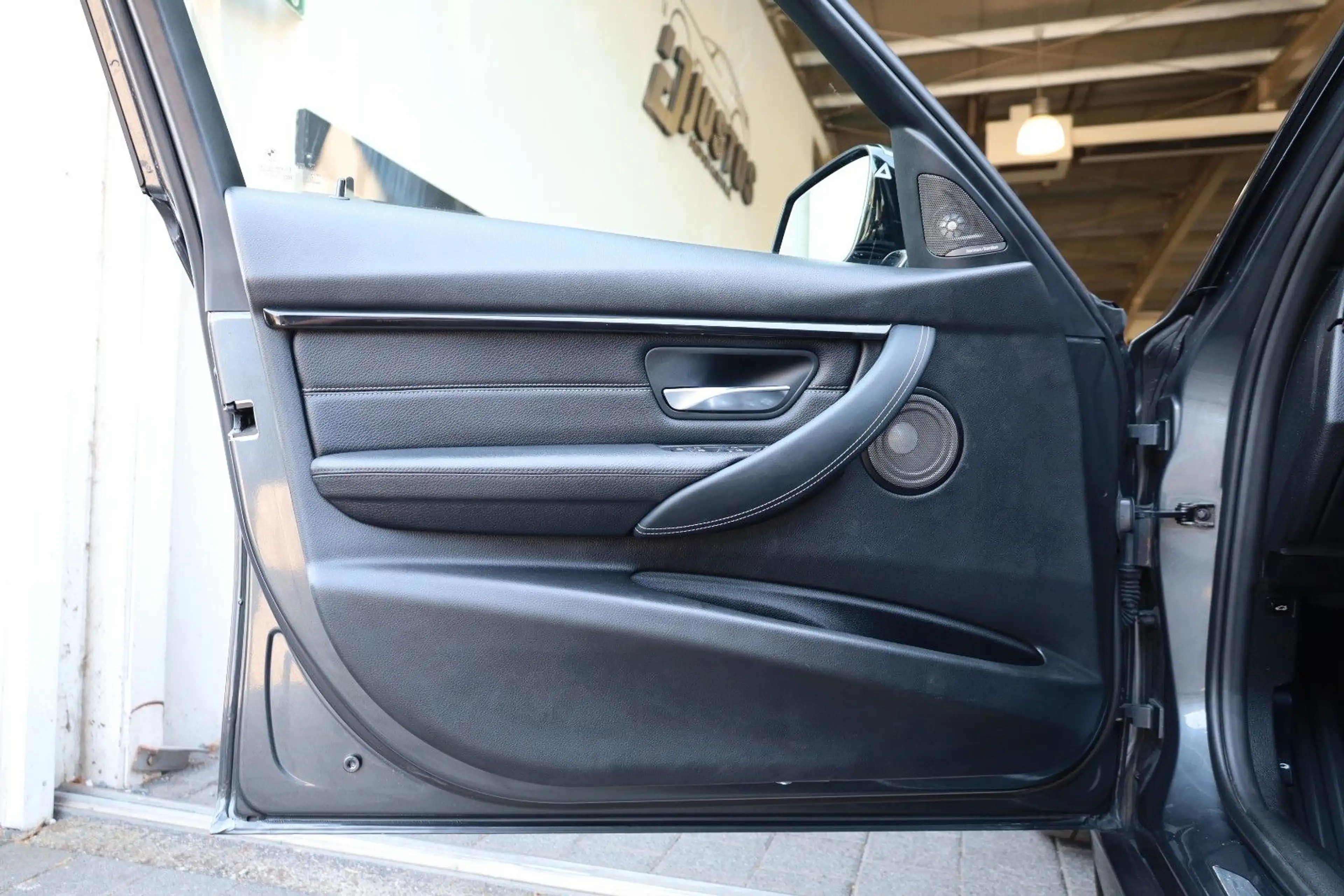 BMW 340 i xDrive/HK/SBD/TOTW/LHZ/SHZ/APPLE/KAMERA/R19 — photo 9