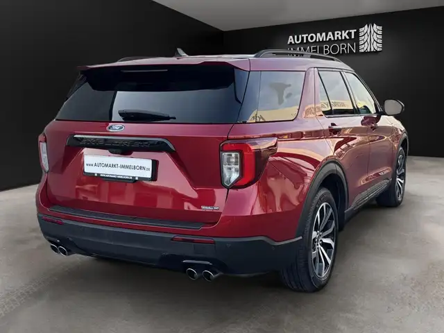 Ford Explorer view 7