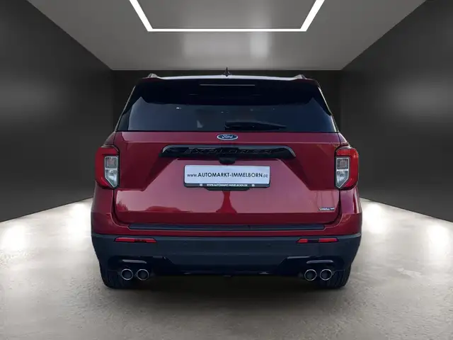 Ford Explorer view 9