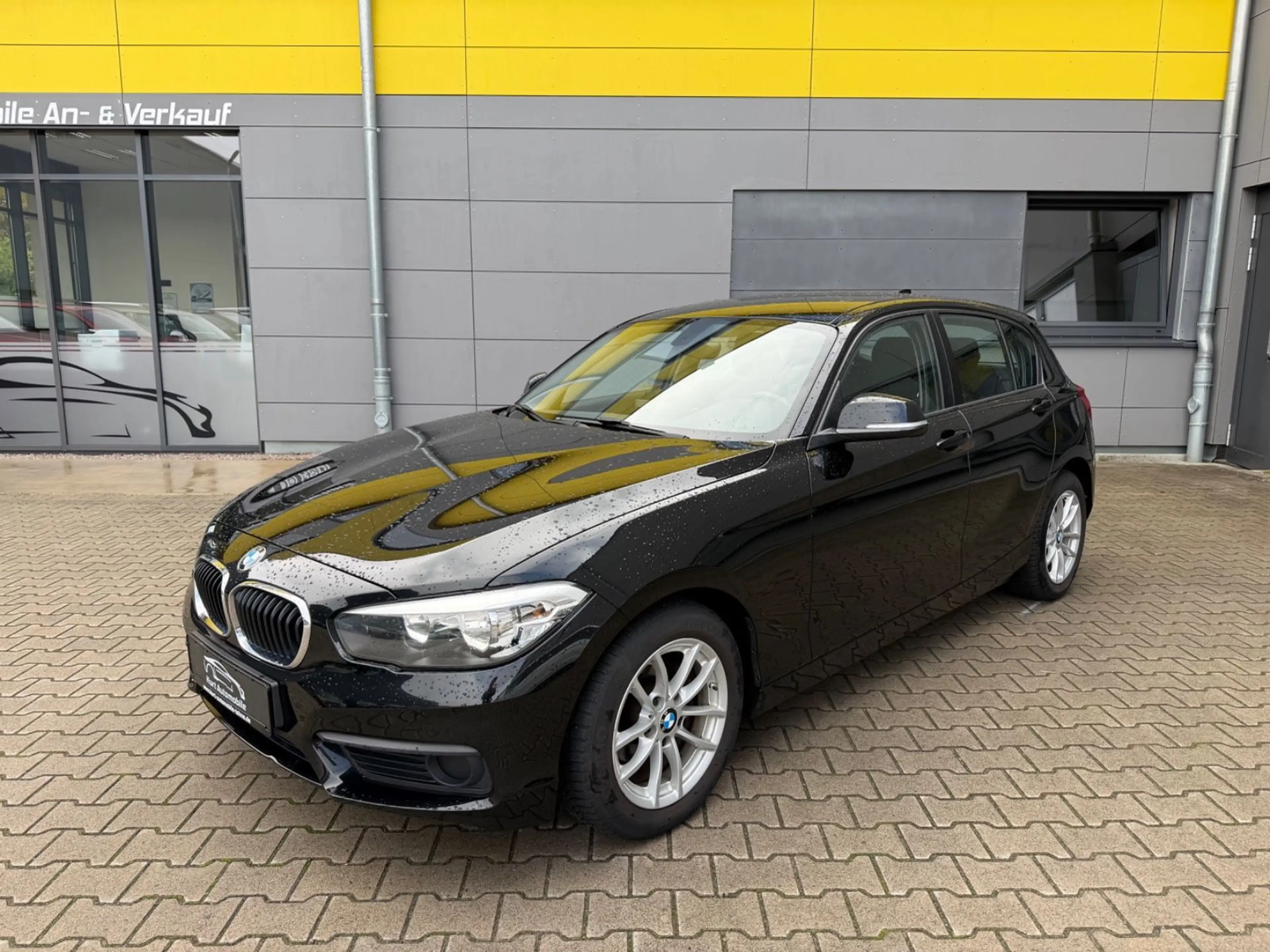 BMW 118 i/LIMOUSINE/SHZ/KLIMA/NAVI/LIMITER/6 GANG — photo 2