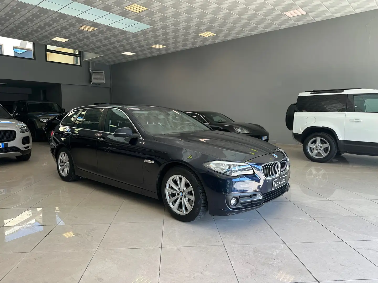 BMW 520 520d Touring Business 190cv auto Bleu - 1