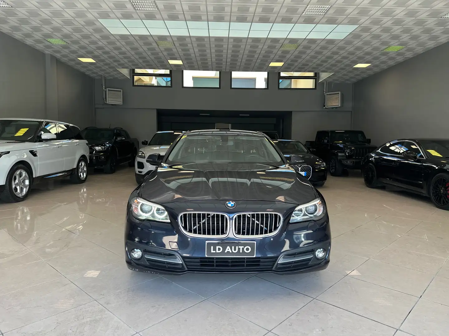 BMW 520 520d Touring Business 190cv auto Bleu - 2