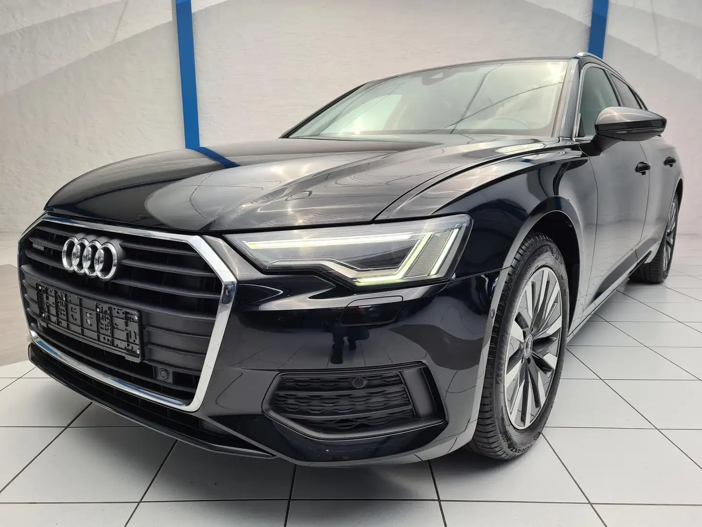 Audi A6 Avant 40 TDI quattro | Matrix | AHK | RFK Noir - 2