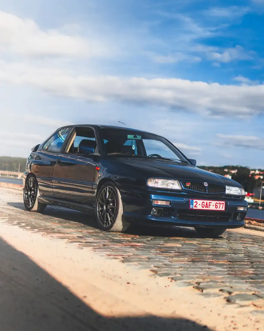 Lancia Delta 2.0 Turbo 16v HF - 2