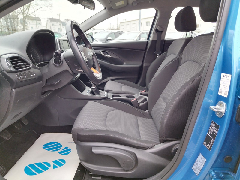 Hyundai i30 1.4 Select+67000+TÜV/NEU+GARANTIE+KLIMA+SHZ — photo 9