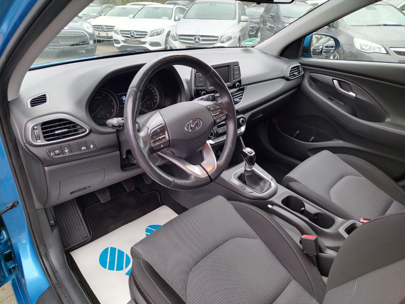 Hyundai i30 1.4 Select+67000+TÜV/NEU+GARANTIE+KLIMA+SHZ — photo 10